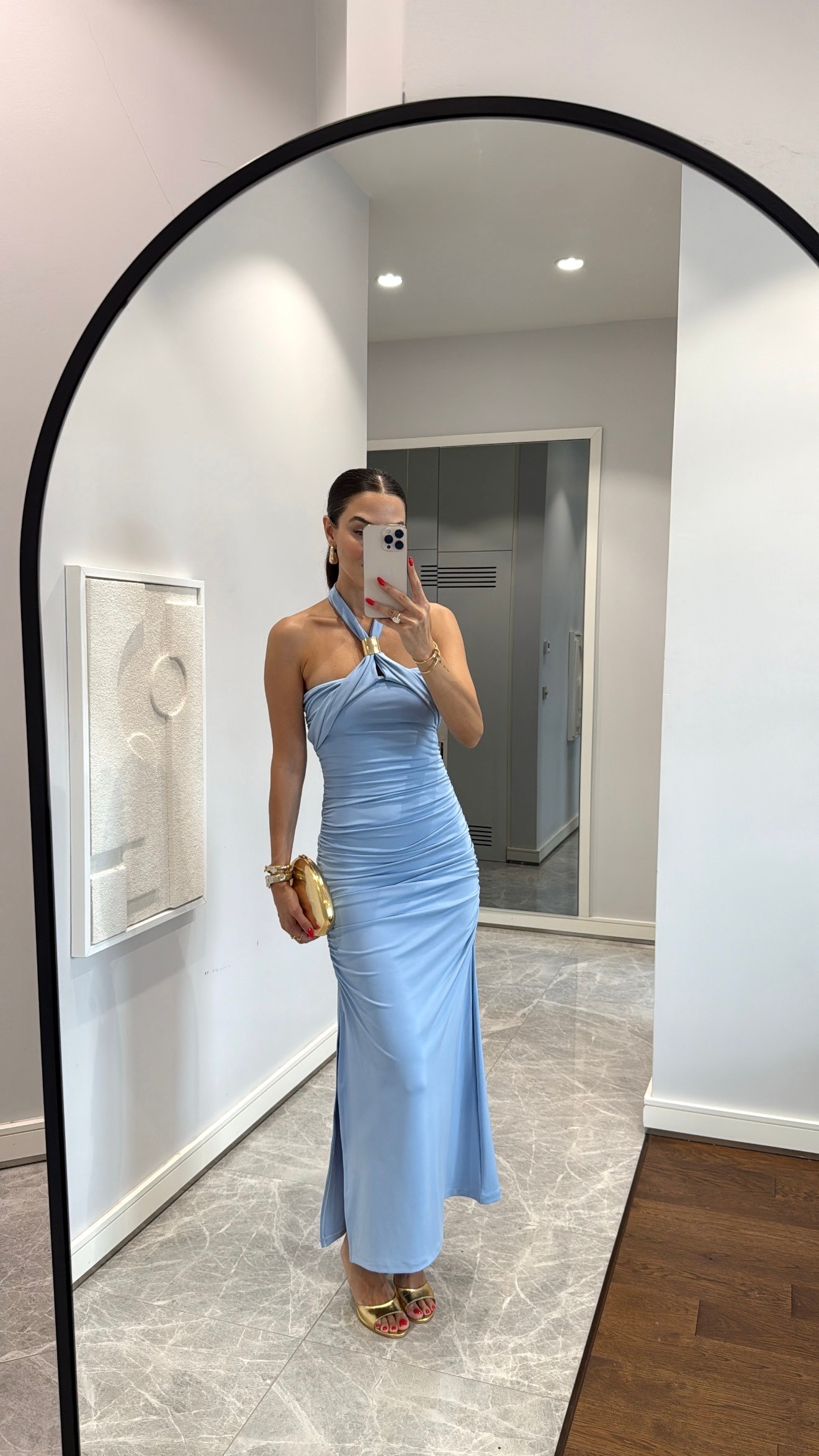 HALTER YAKA TOKA DETAYLI ELBİSE - MAVİ
