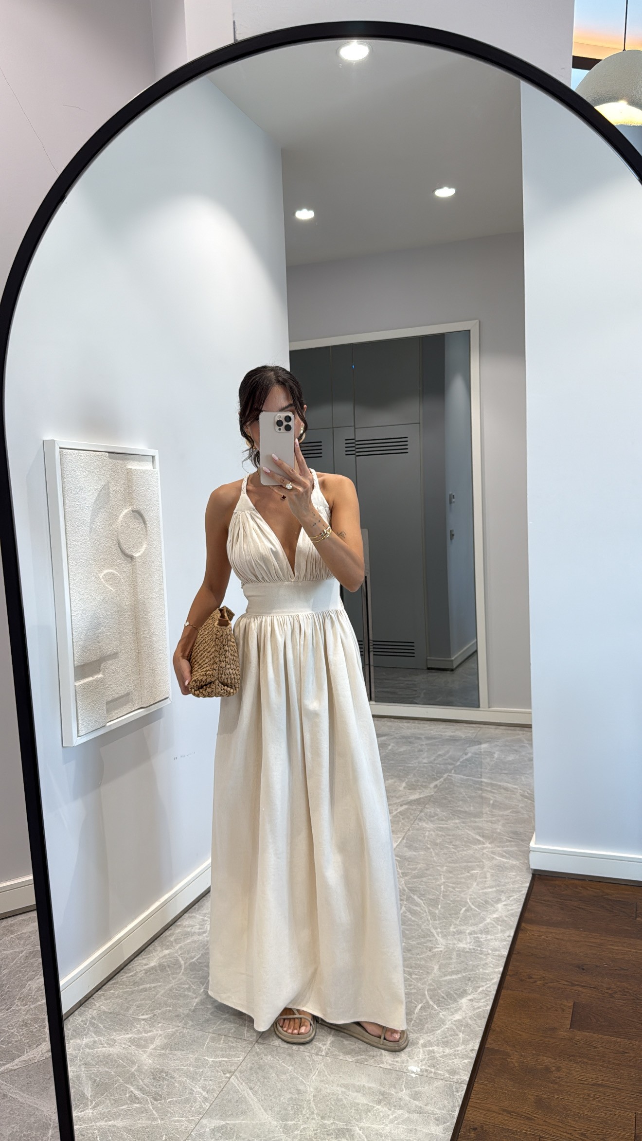 BEL DETAYLI BÜZGÜLÜ MAXİ ELBİSE