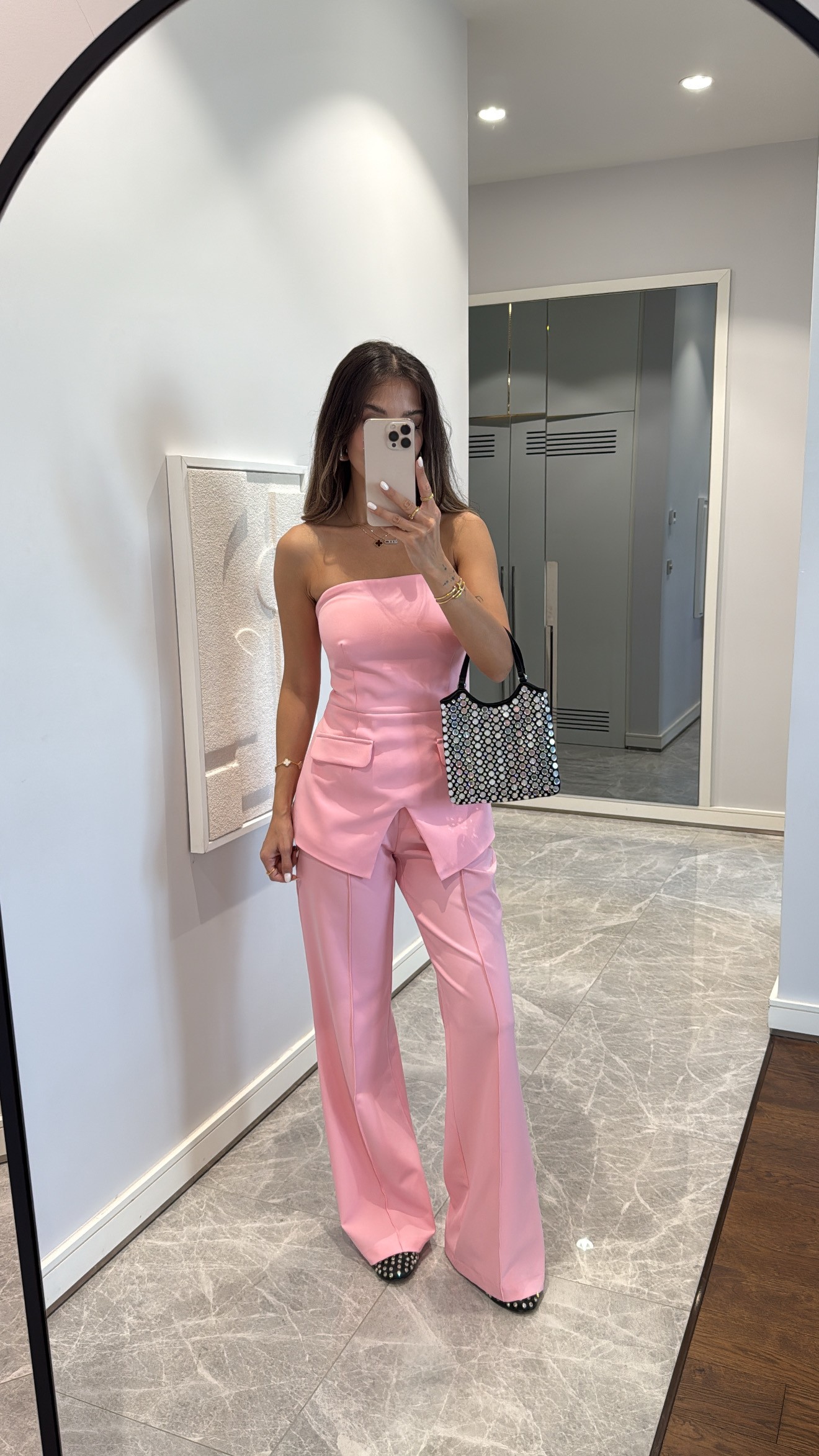 PEMBE