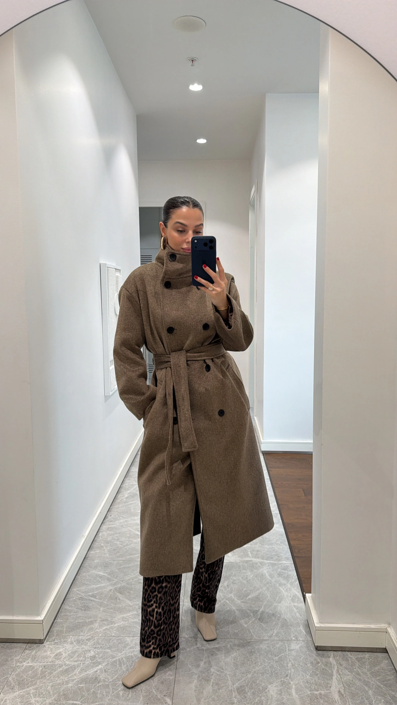 HIGH COLLAR CACHET COAT - MINK