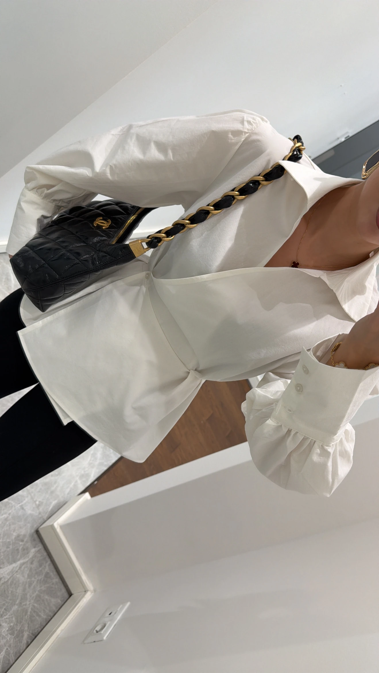 ANVELOP PİLELİ KOL DETAYLI GÖMLEK