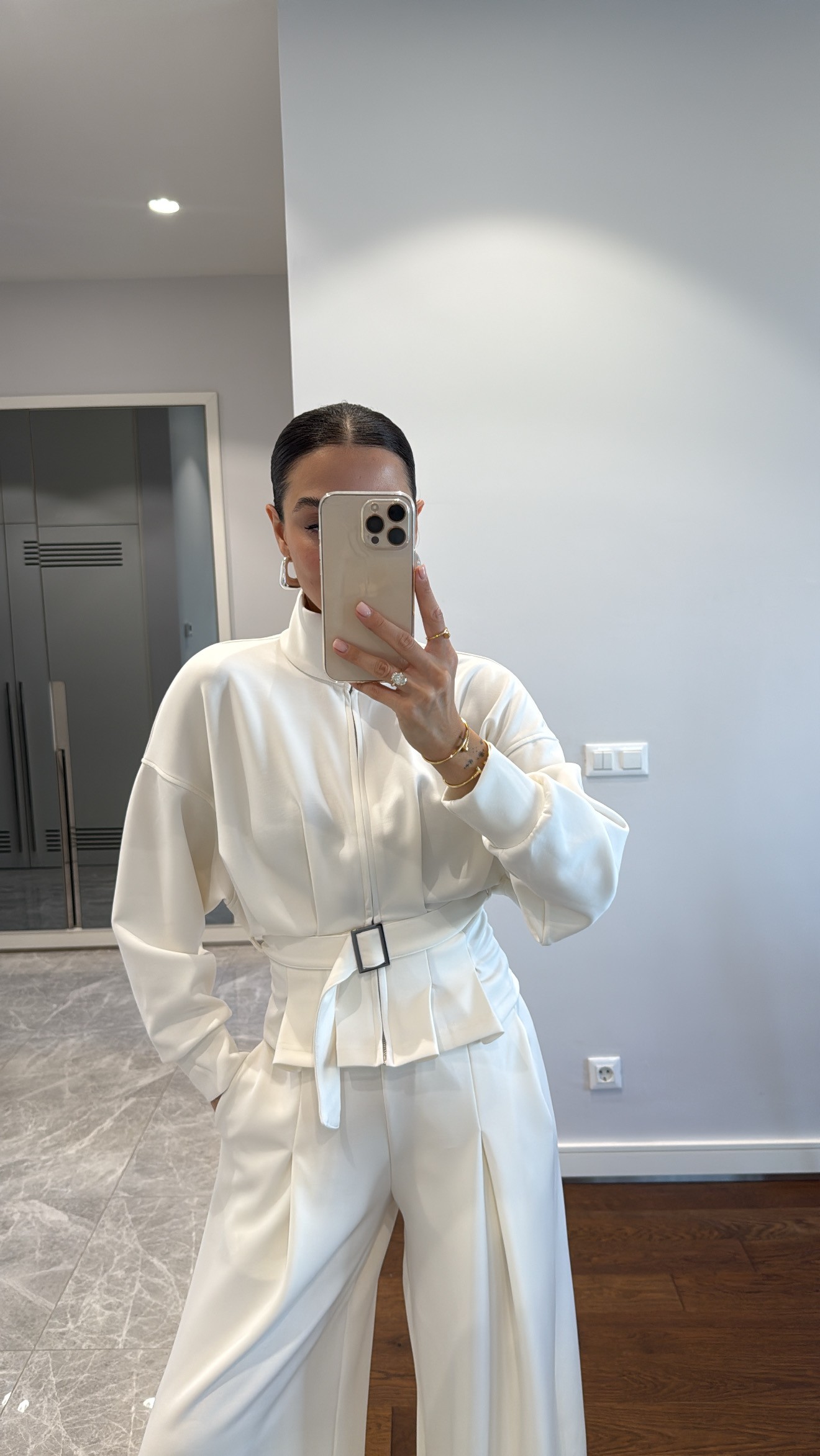 KEMER DETAYLI GENİŞ PAÇA PANTOLON TAKIM
