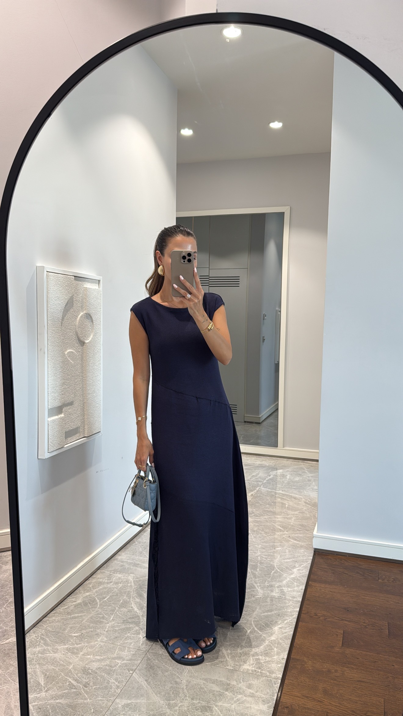  MİNİMALİST KOLSUZ MAXİ ELBİSE - LACİVERT