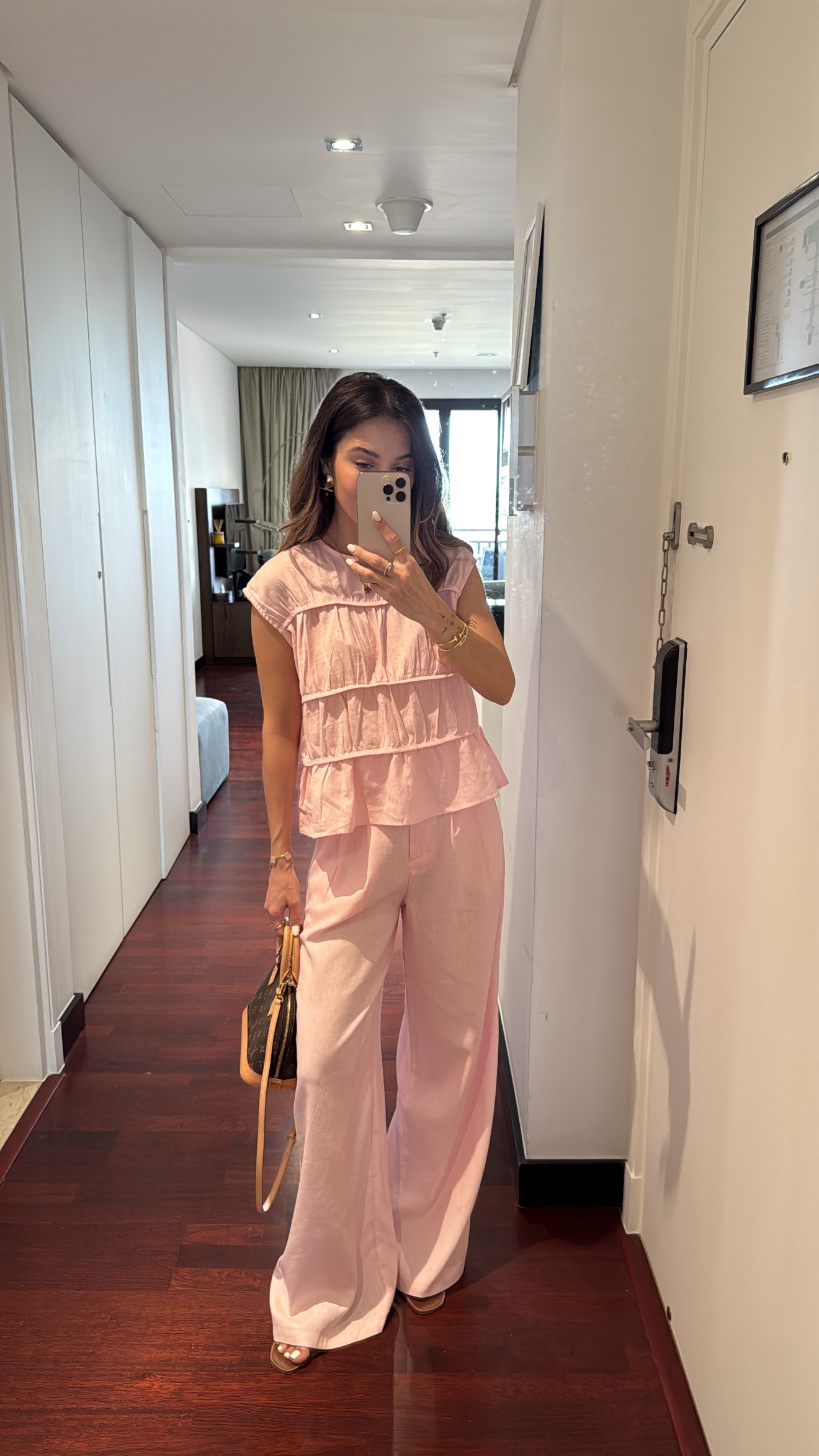 PEMBE