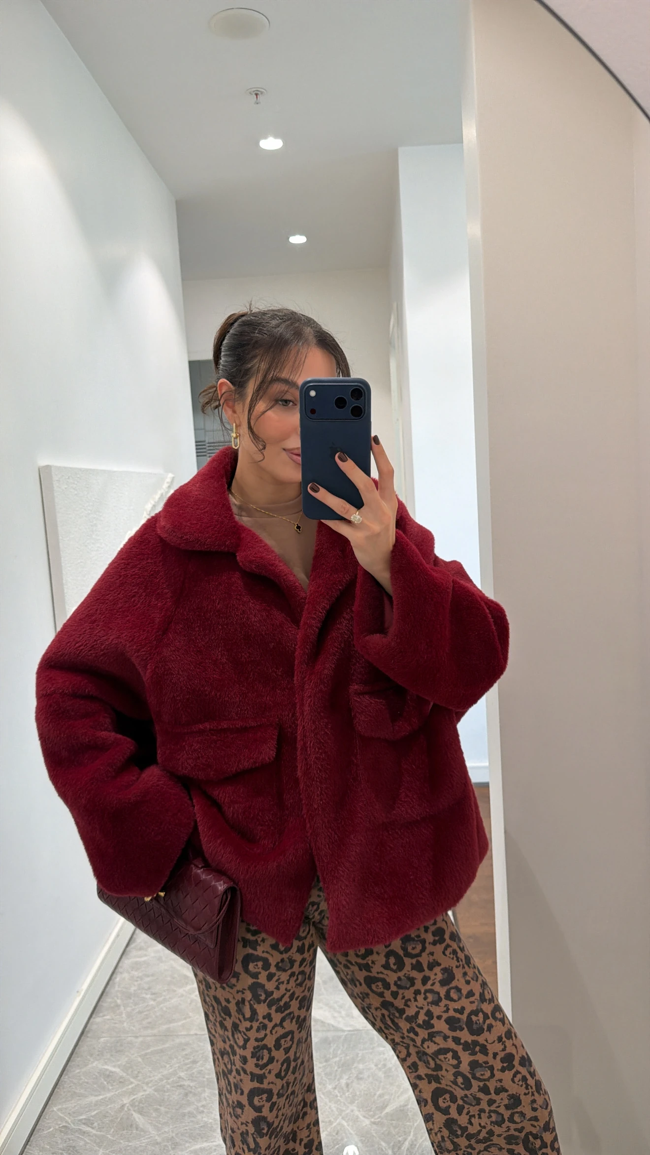 YUMUŞAK DOKULU KÜRK KISA KABAN - MÜRDÜM