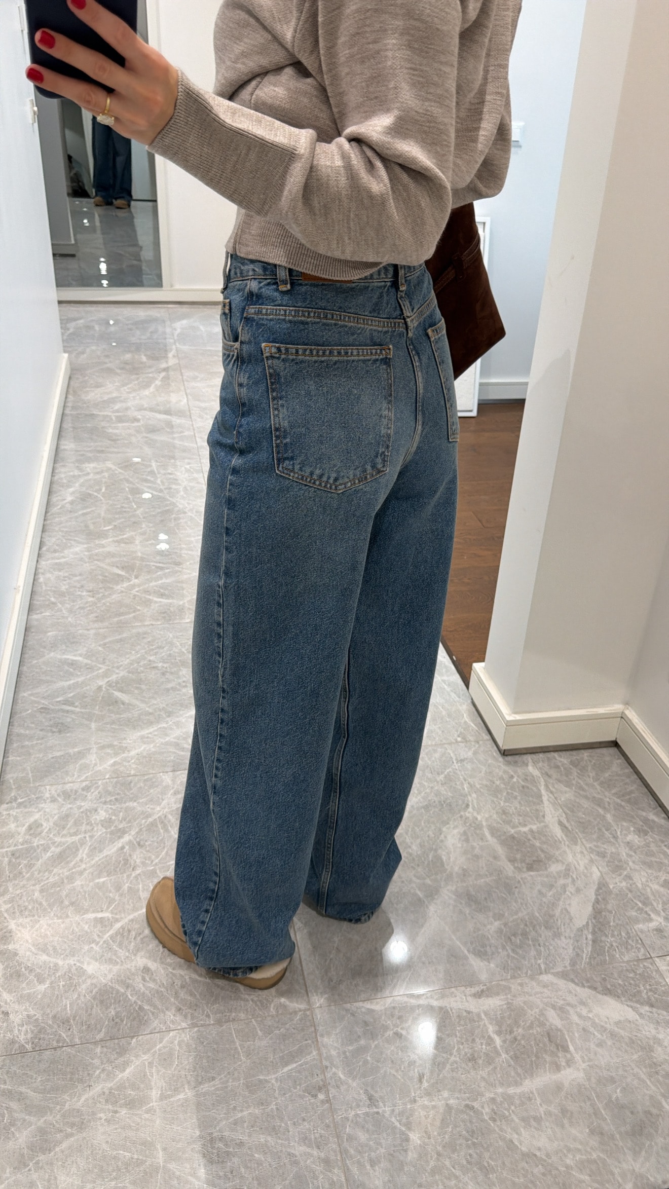 YÜKSEK BEL ÇAPRAZ KESİM JEAN