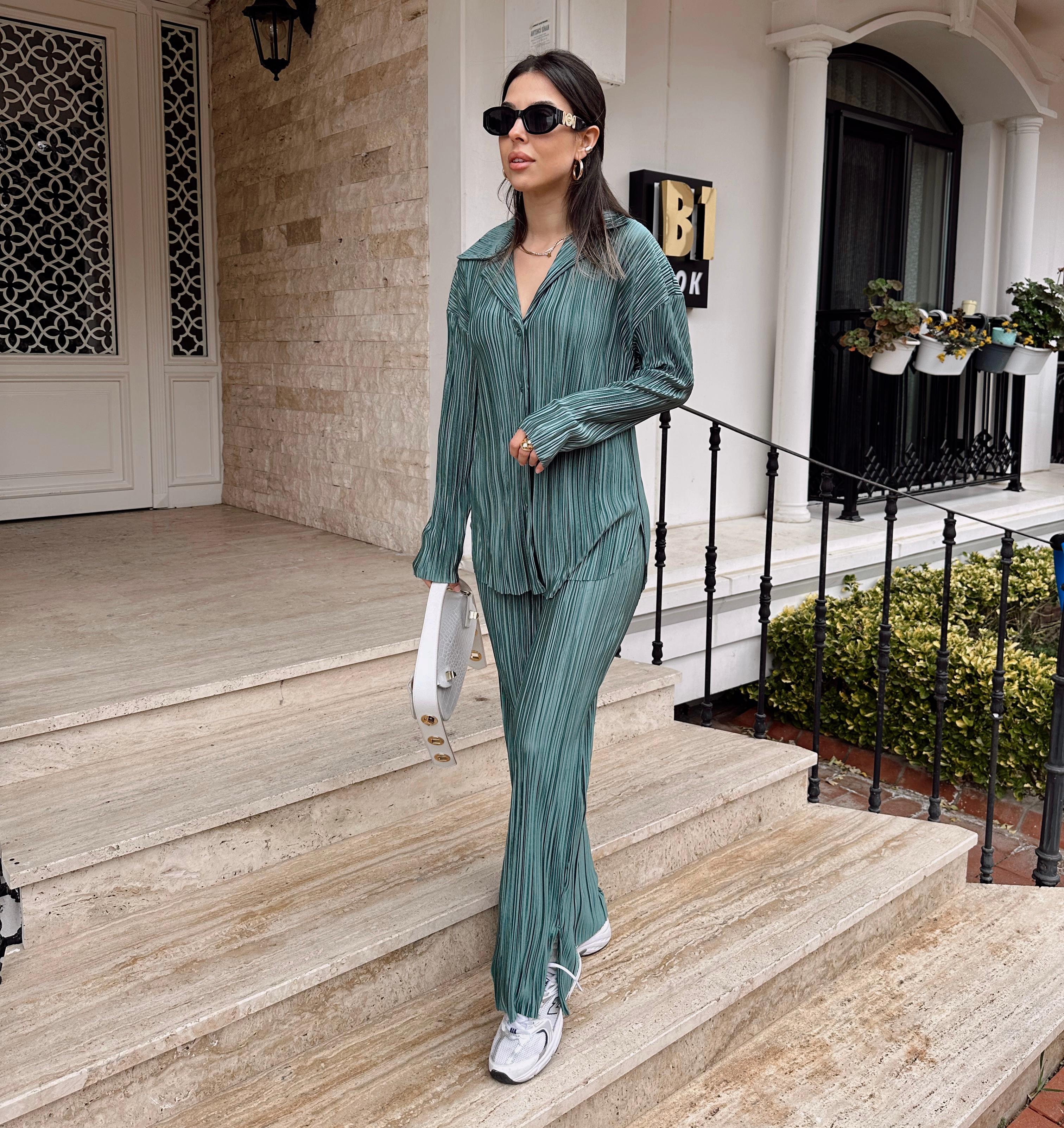 piliseli mint yeşili gömlek takım pantolon