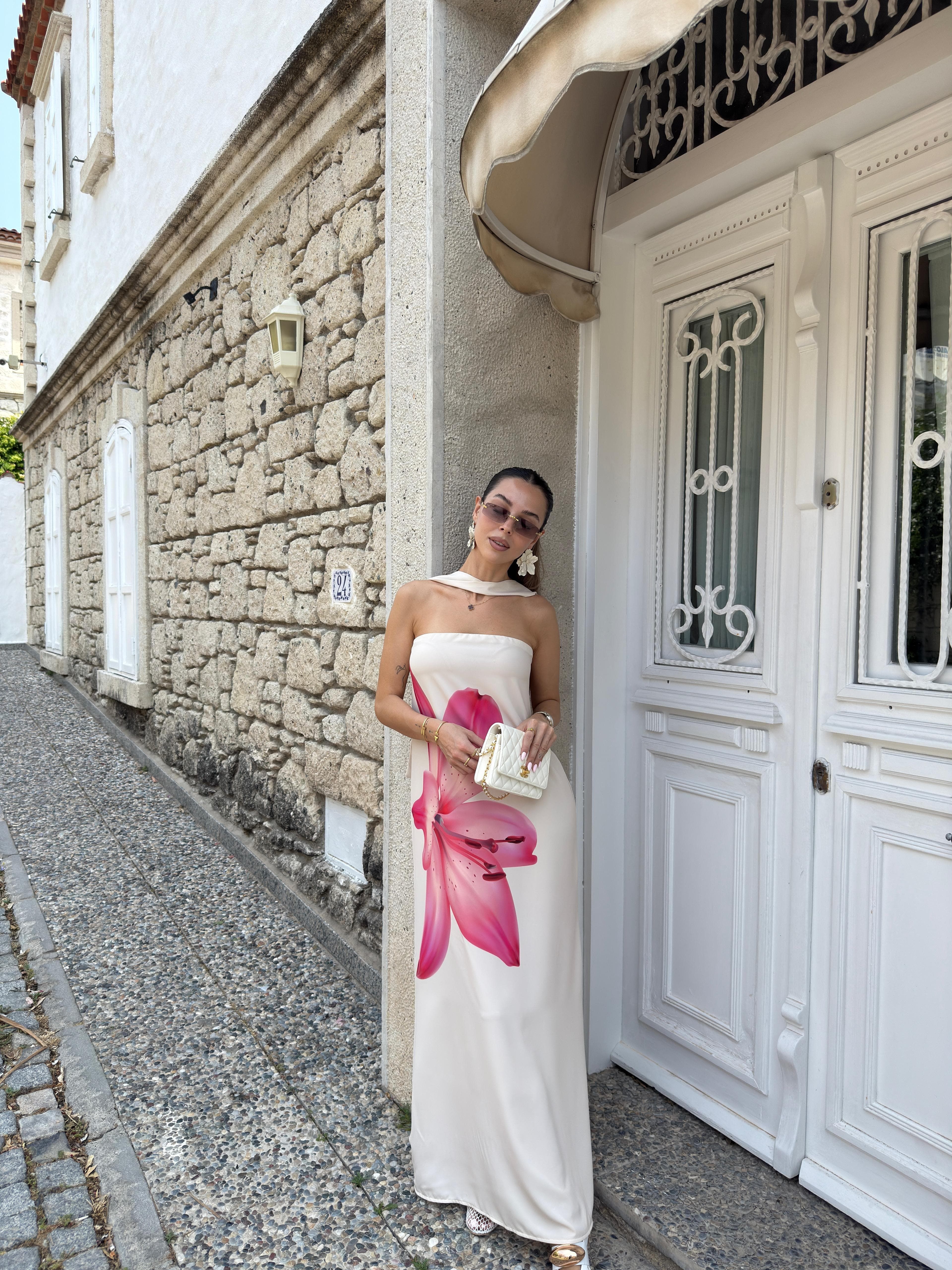 ORKİDE DOKUNUŞ STRAPLEZ ELBİSE