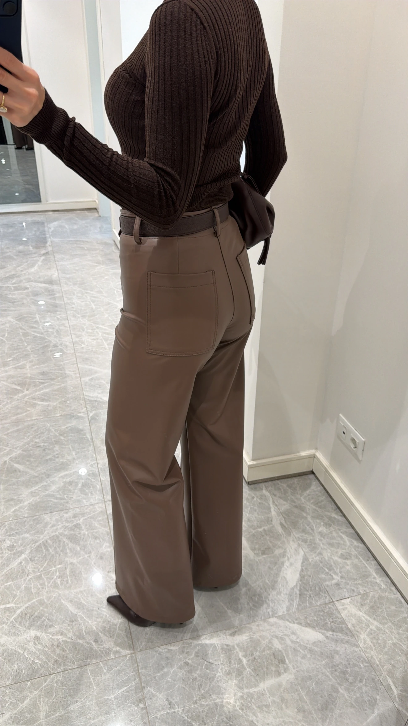 KAHVERENGİ YÜKSEK BEL DERİ PANTOLON