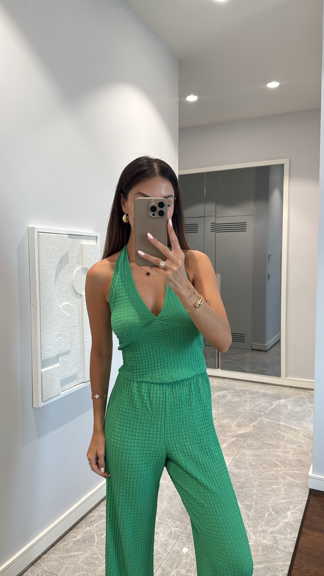 HALTER YAKA DÖKÜMLÜ TAKIM