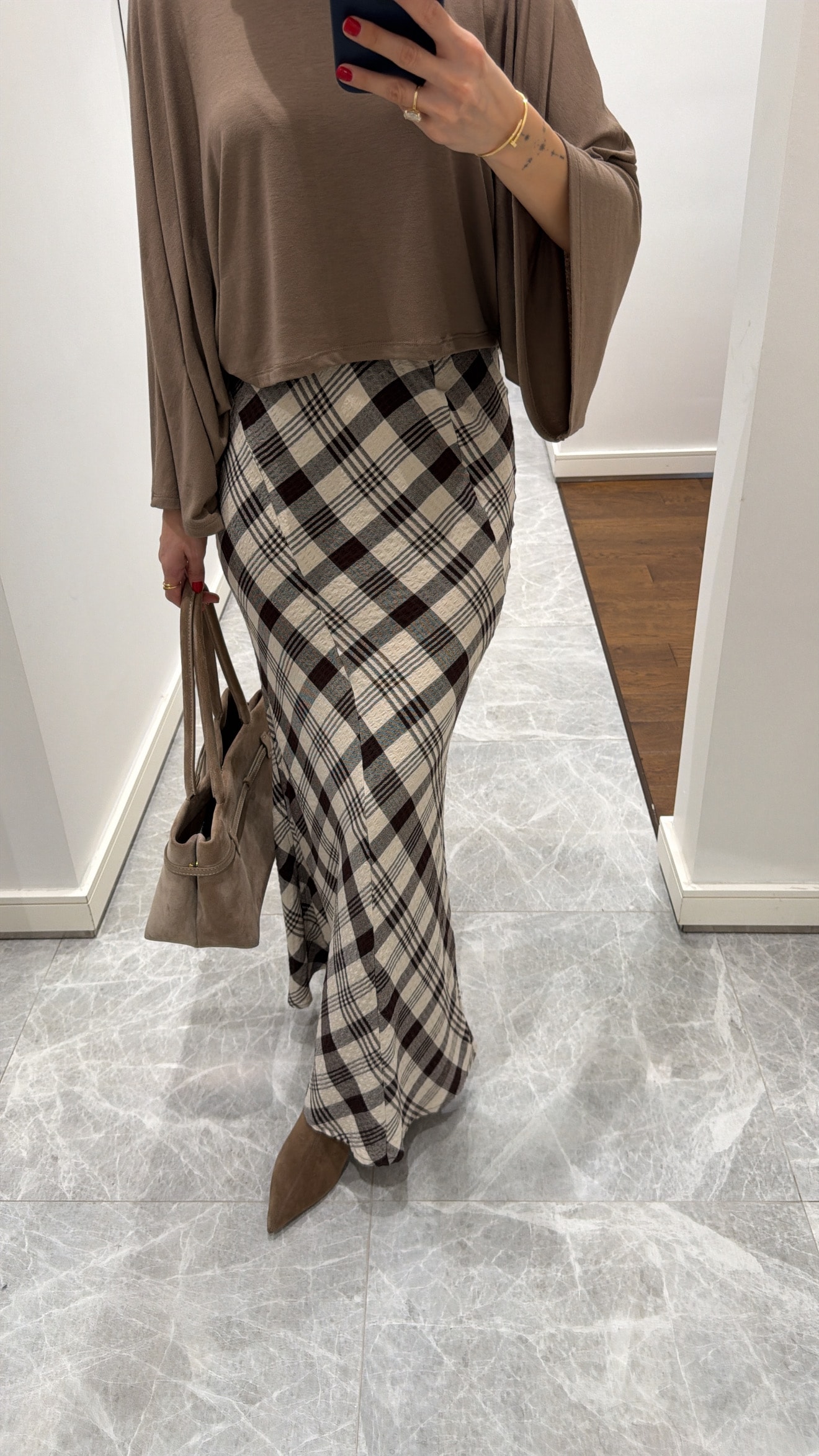 EKOSE DESENLİ YIRTMAÇLI UZUN ETEK