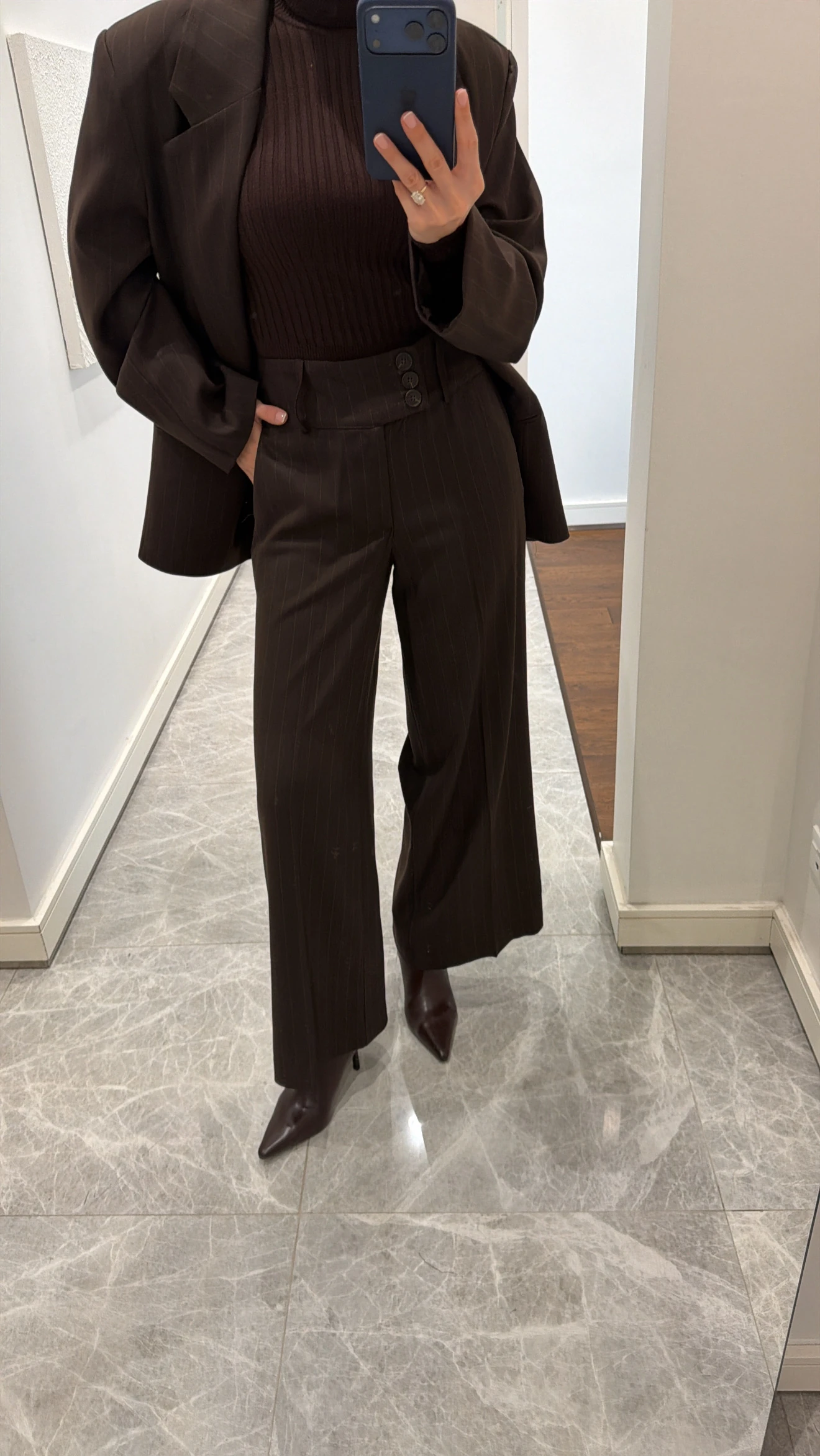 ACI KAHVE ÇİZGİLİ PANTOLON 