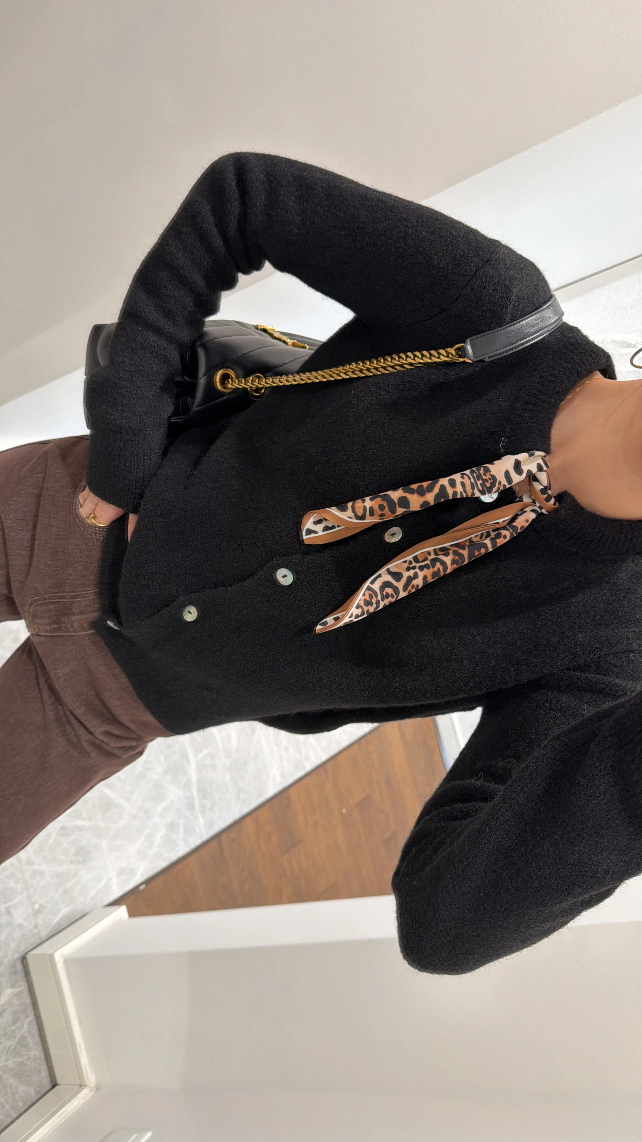 FULAR DETAYLI YUMUŞAK TRİKO HIRKA