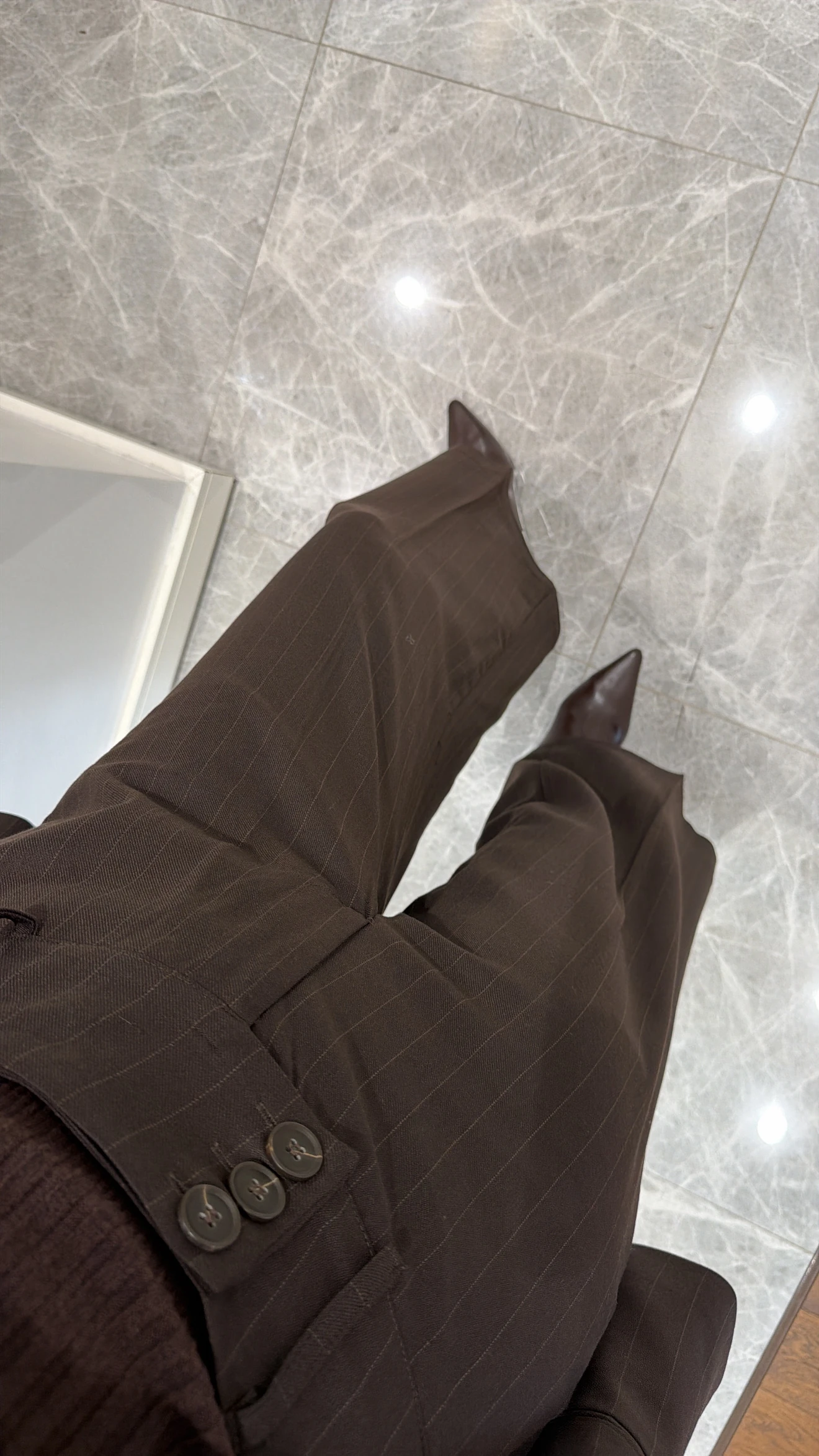 ACI KAHVE ÇİZGİLİ PANTOLON 