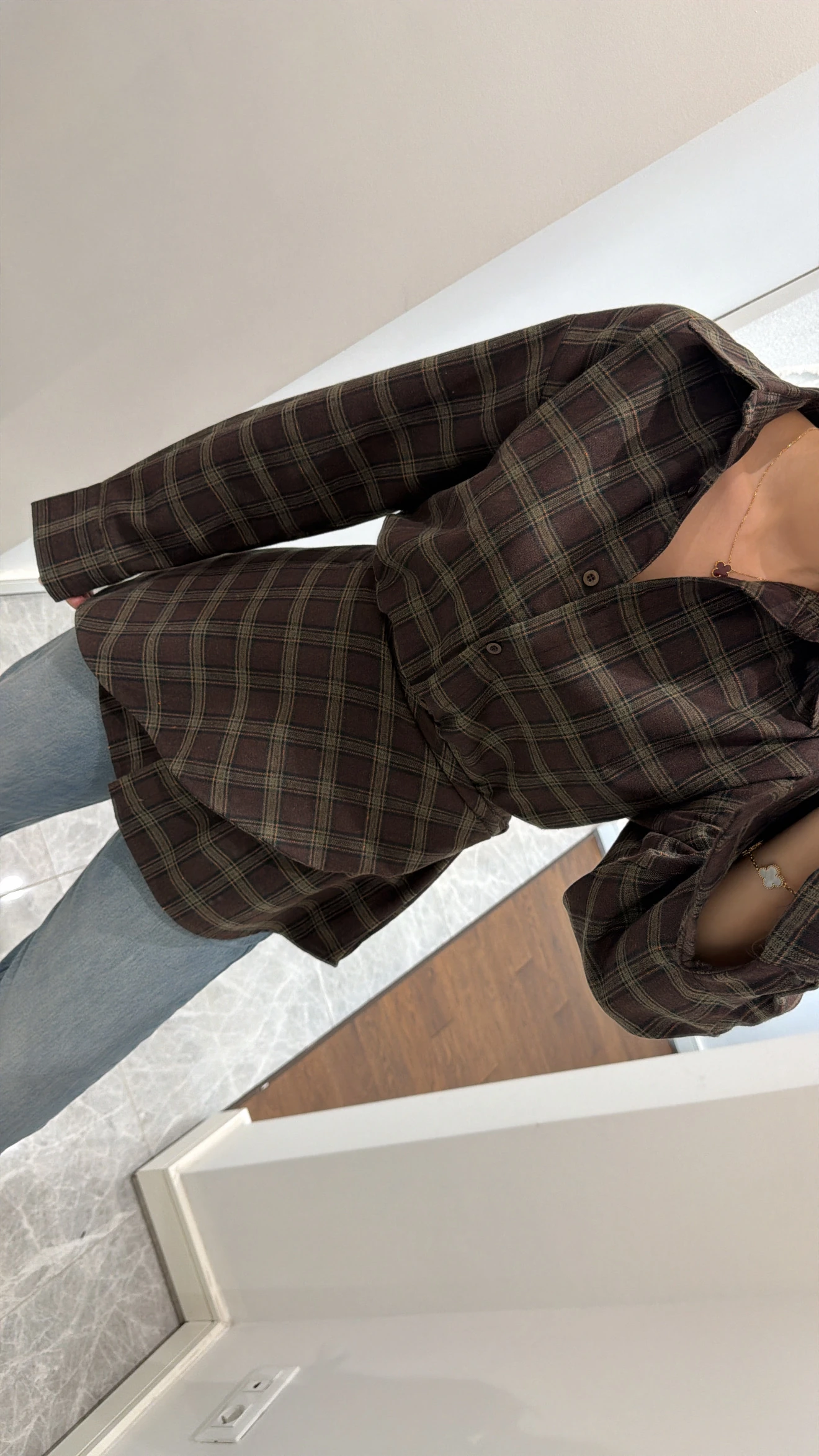 ŞAL DETAYLI EKOSE GÖMLEK 