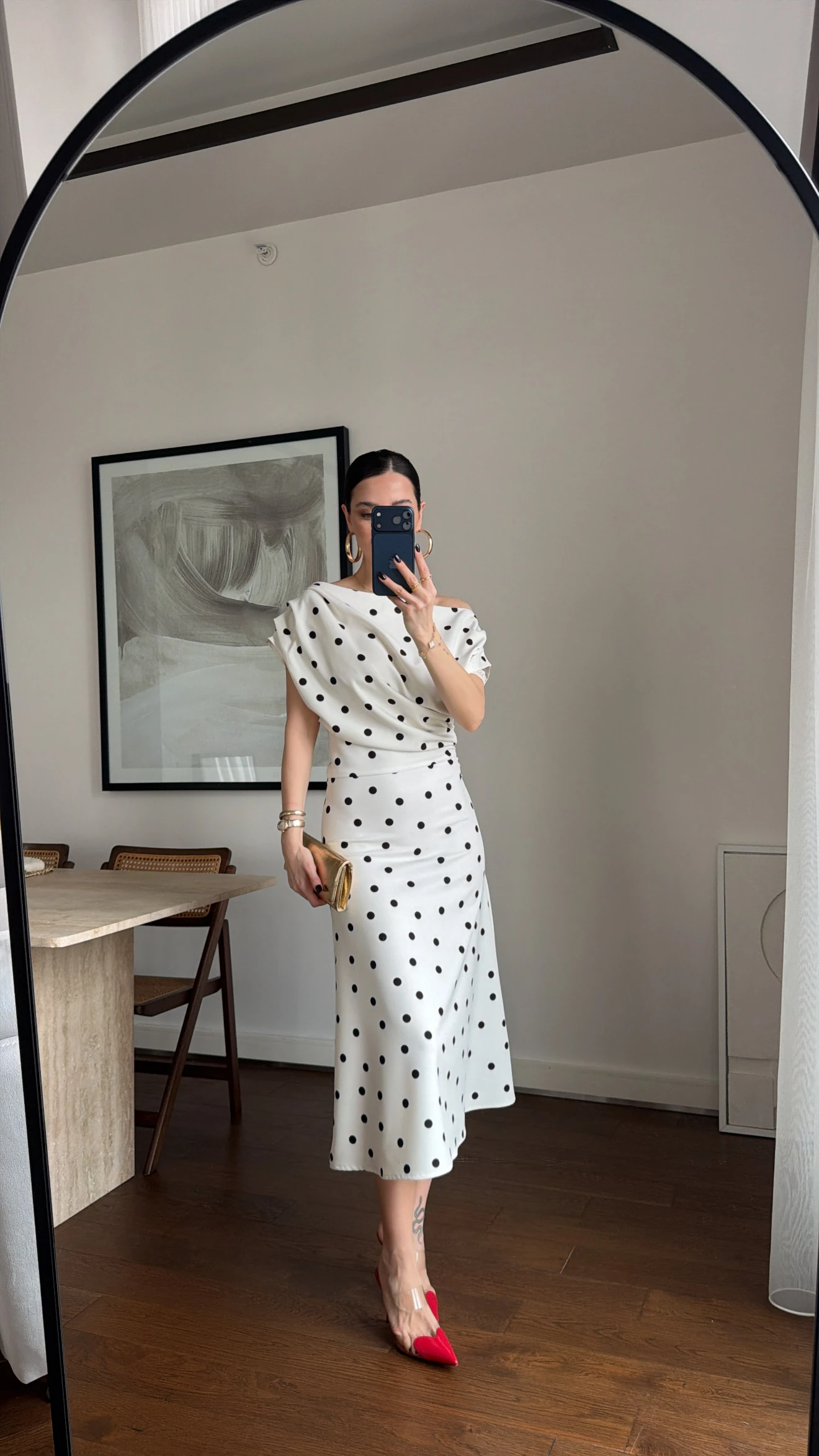 OMUZ DETAYLI PUANTIYE ELBISE - EKRU