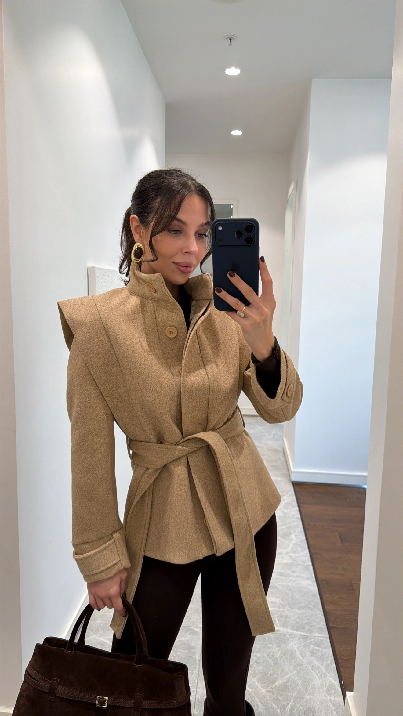 OMUZ DETAYLI KUŞAKLI KAŞE CEKET - Kahve köpüğü