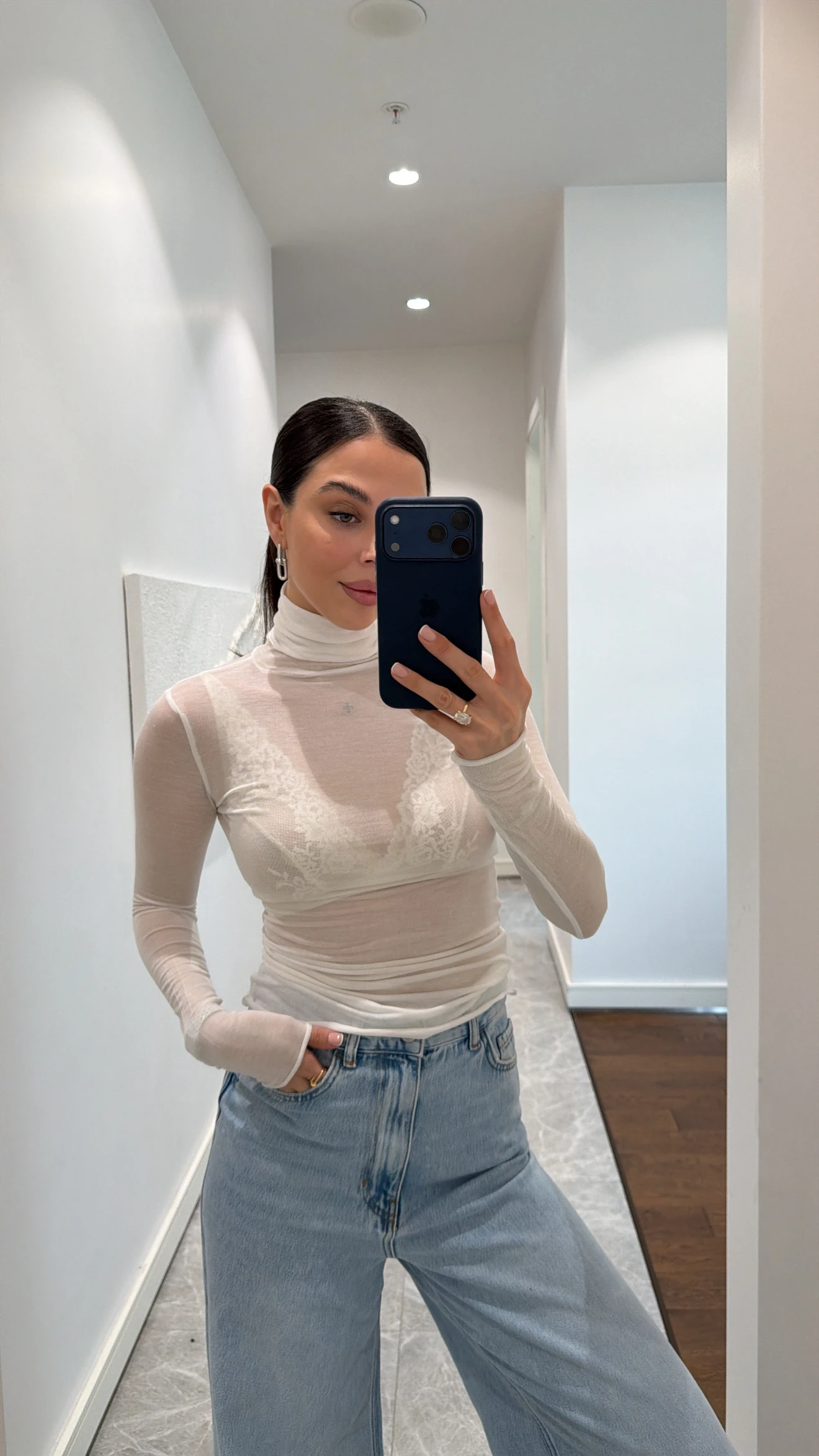 DİK YAKA TRANSPARAN BLUZ - EKRU