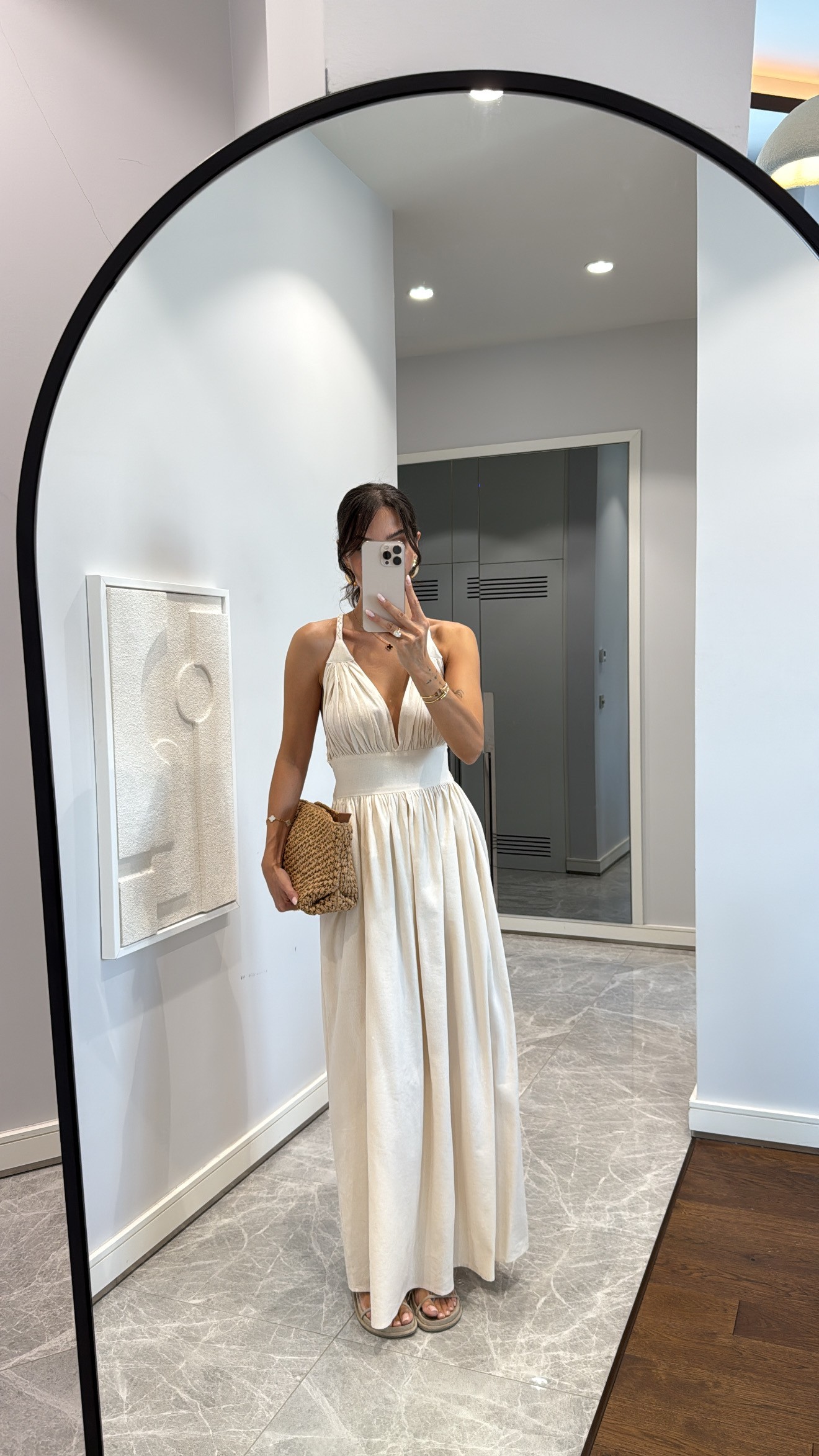 BEL DETAYLI BÜZGÜLÜ MAXİ ELBİSE