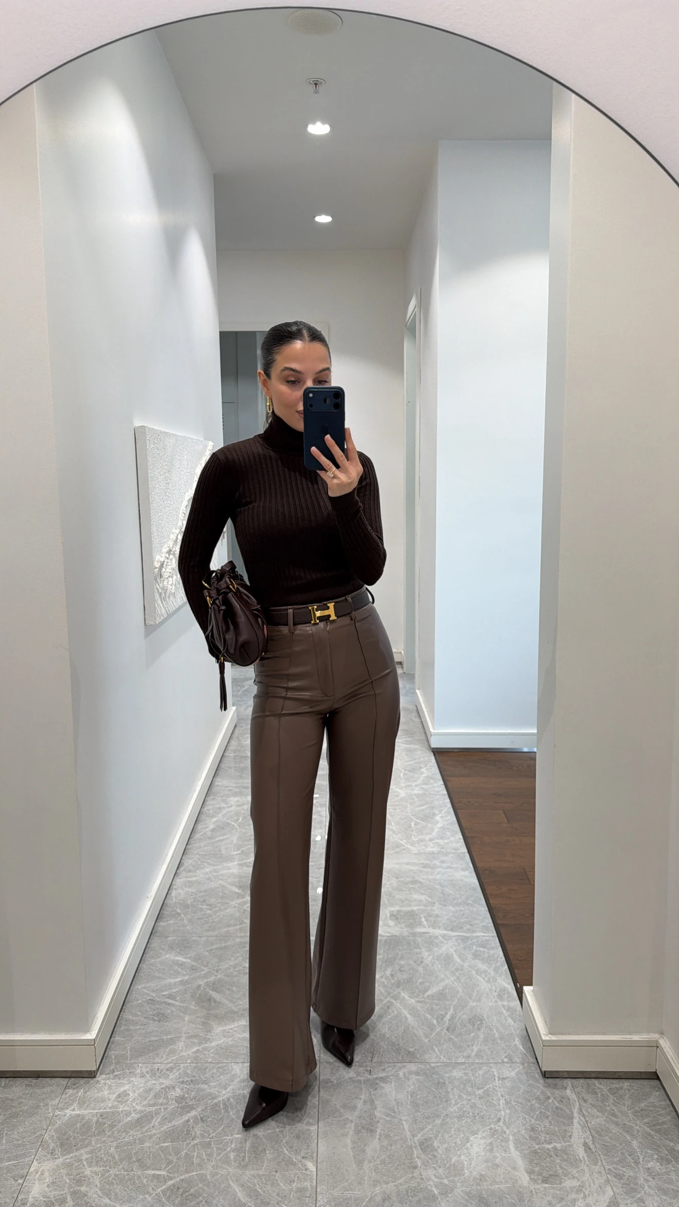 KAHVERENGİ YÜKSEK BEL DERİ PANTOLON