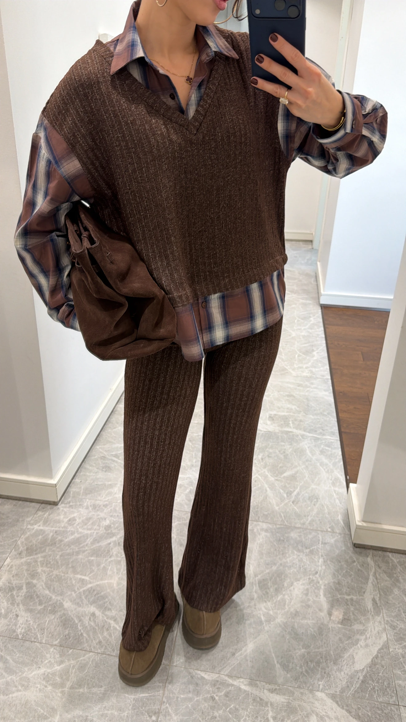 GÖMLEK DETAYLI TRİKO PANTOLON TAKIM 