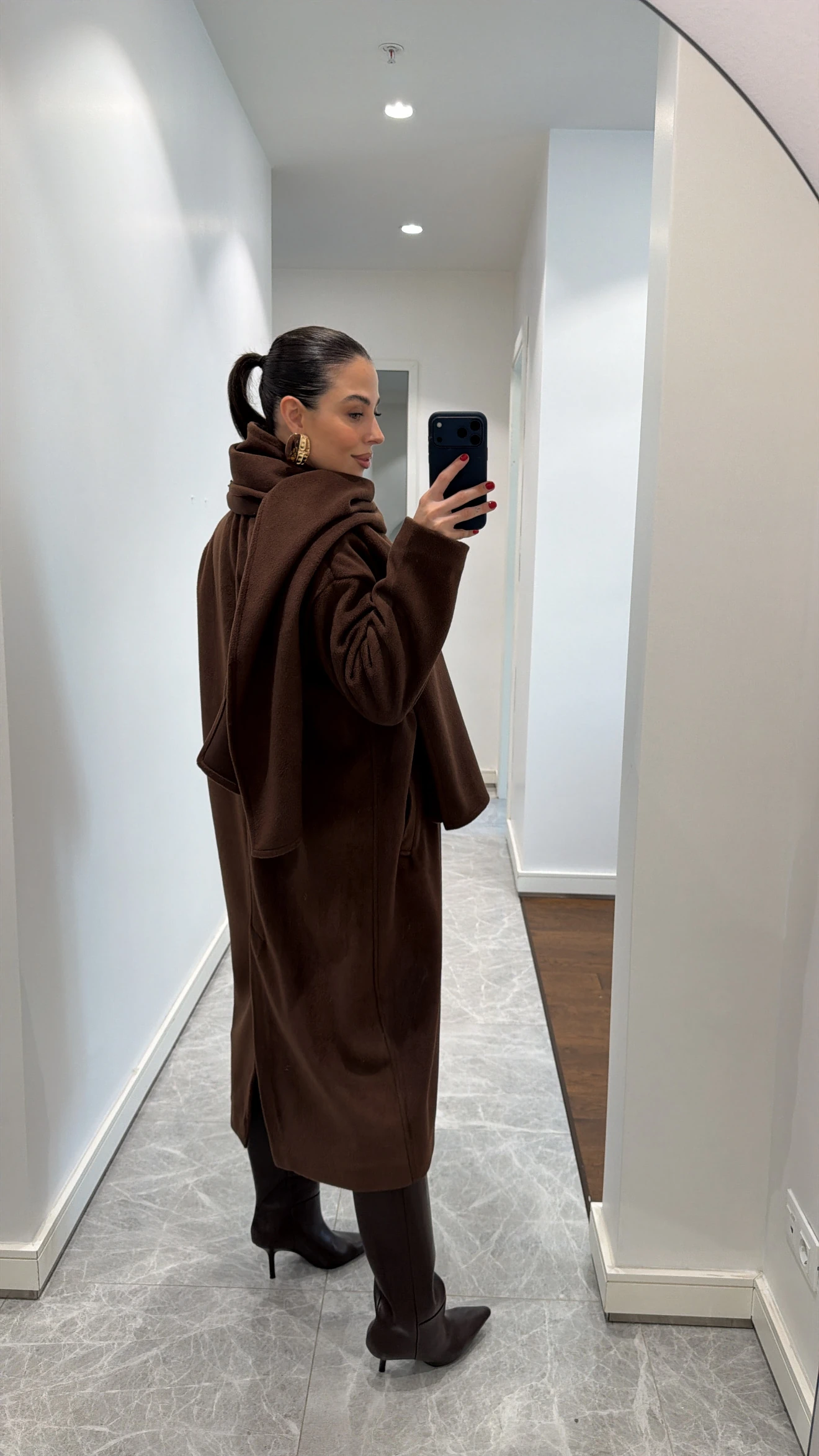 ŞAL DETAYLI UZUN KAŞE KABAN