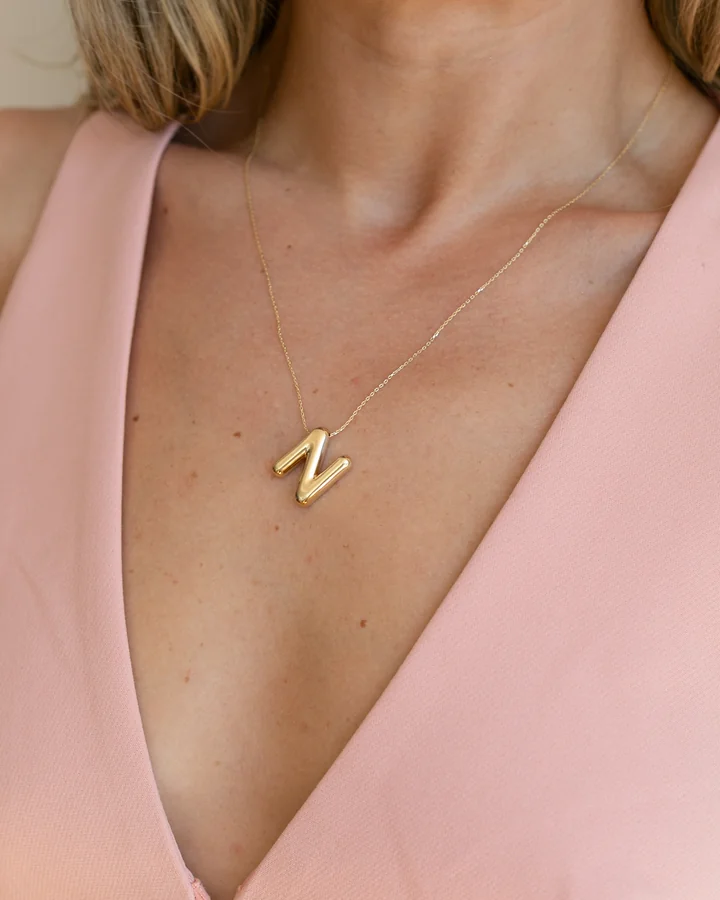 14 Ayar Altın Harf Kolye Modelleri: SözGold ile Kişiselleştirilmiş Zarafet