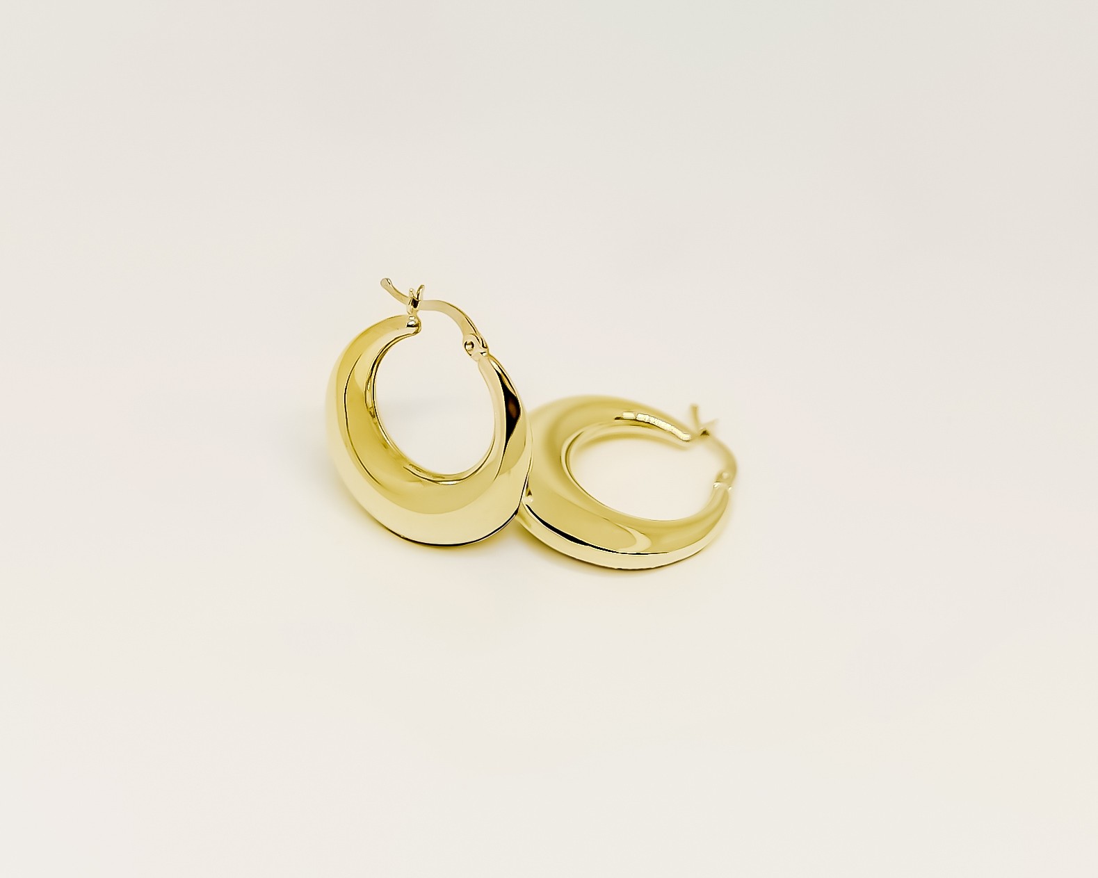 Vintage Oval Küpe | 14 Ayar Altın | Zirkon Taşlı | Zarif & Işıltılı Kadın Küpesi | SÖZ GOLD Özel Tasarımı