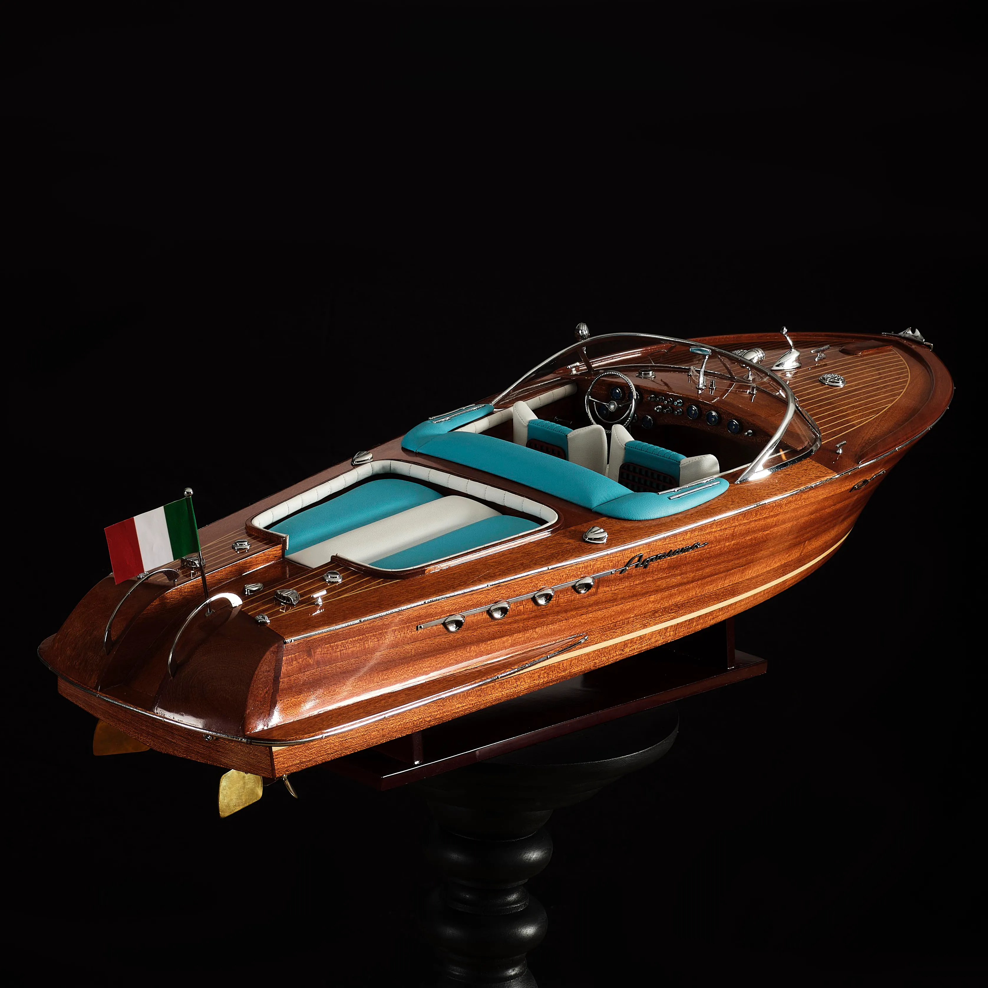 Super Riva Aquarama Model Gemi 87L x 27W x 23H