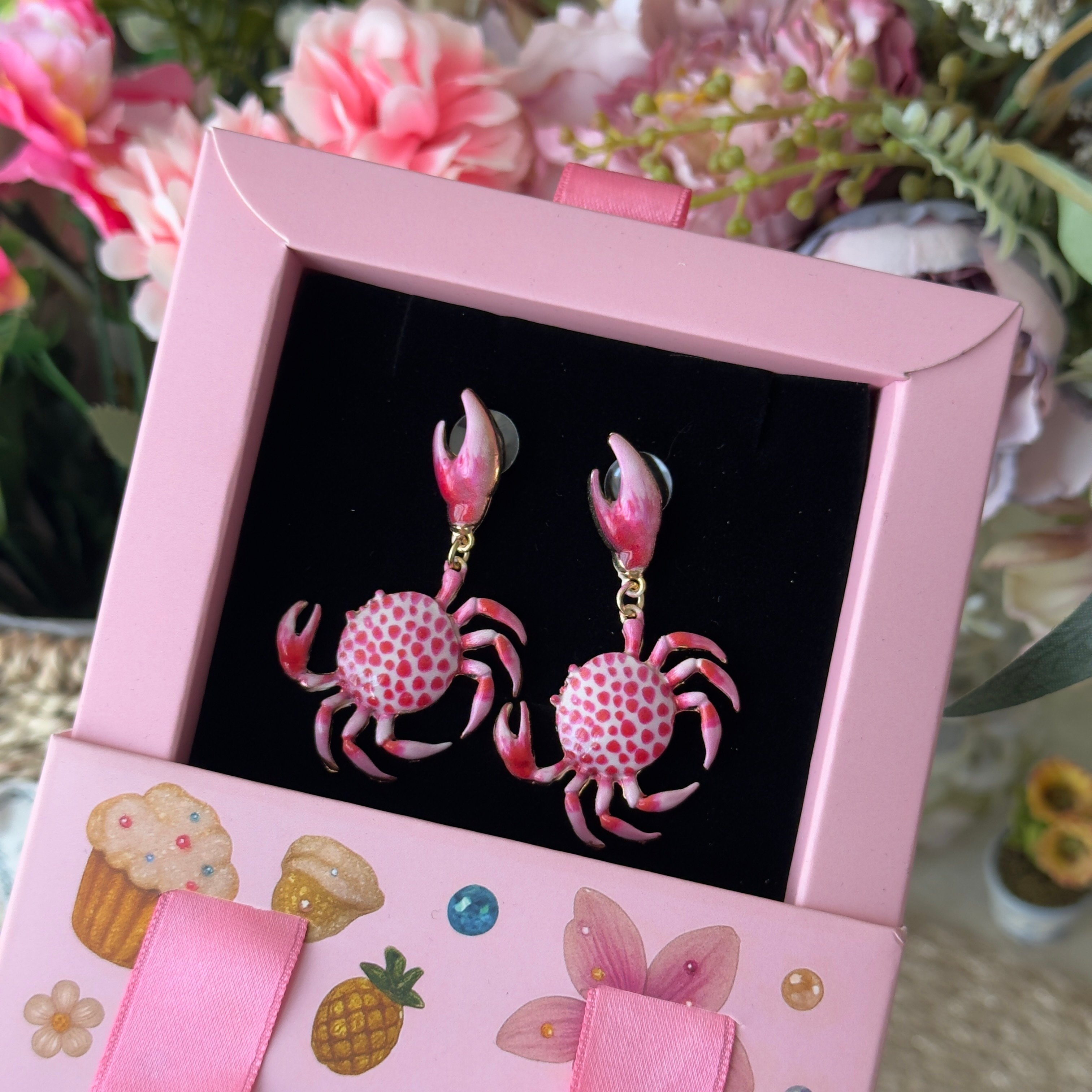 Pembe Yengeç Küpe
