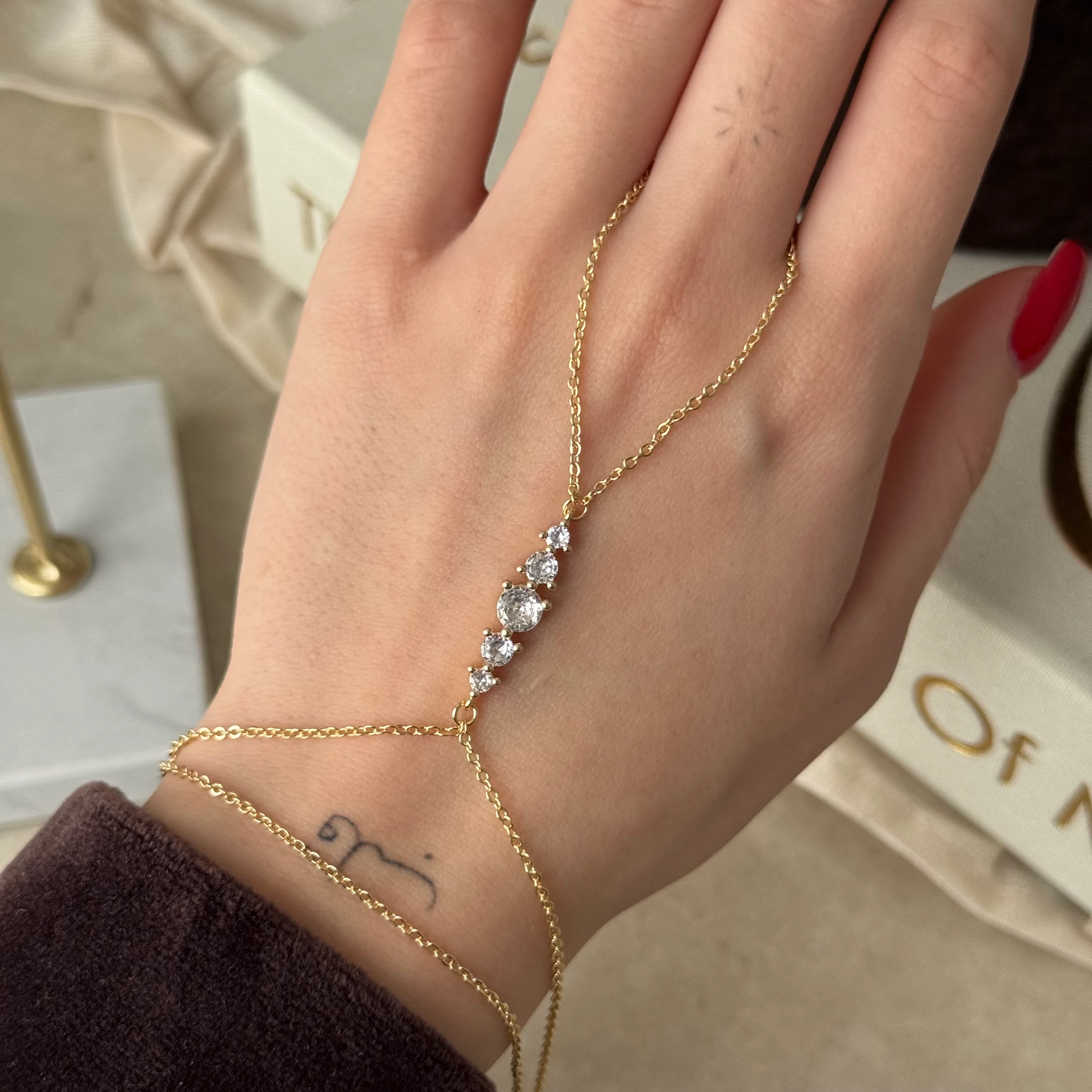 Baget Taşlı Şahmeran