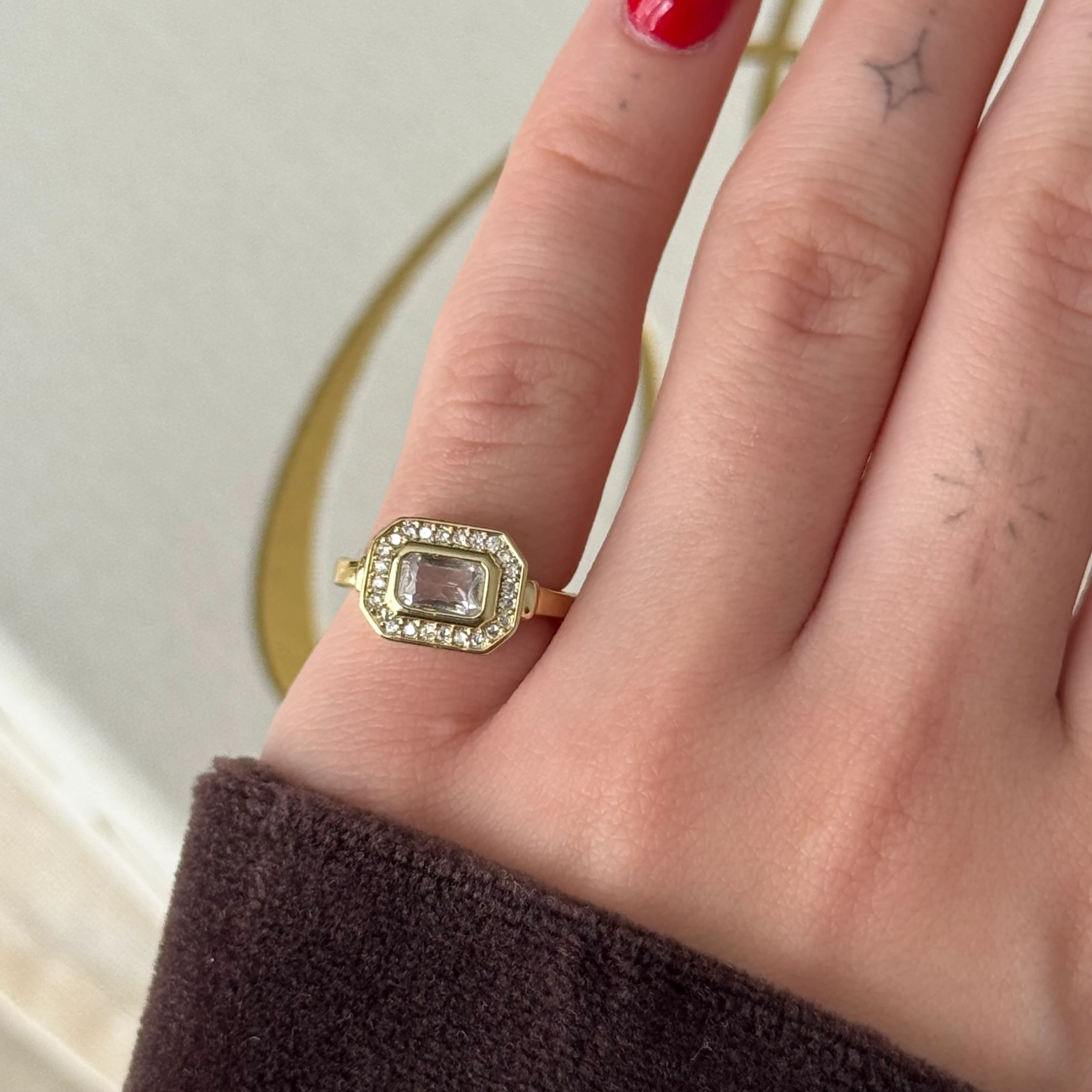 Taşlı Serçe Yüzük