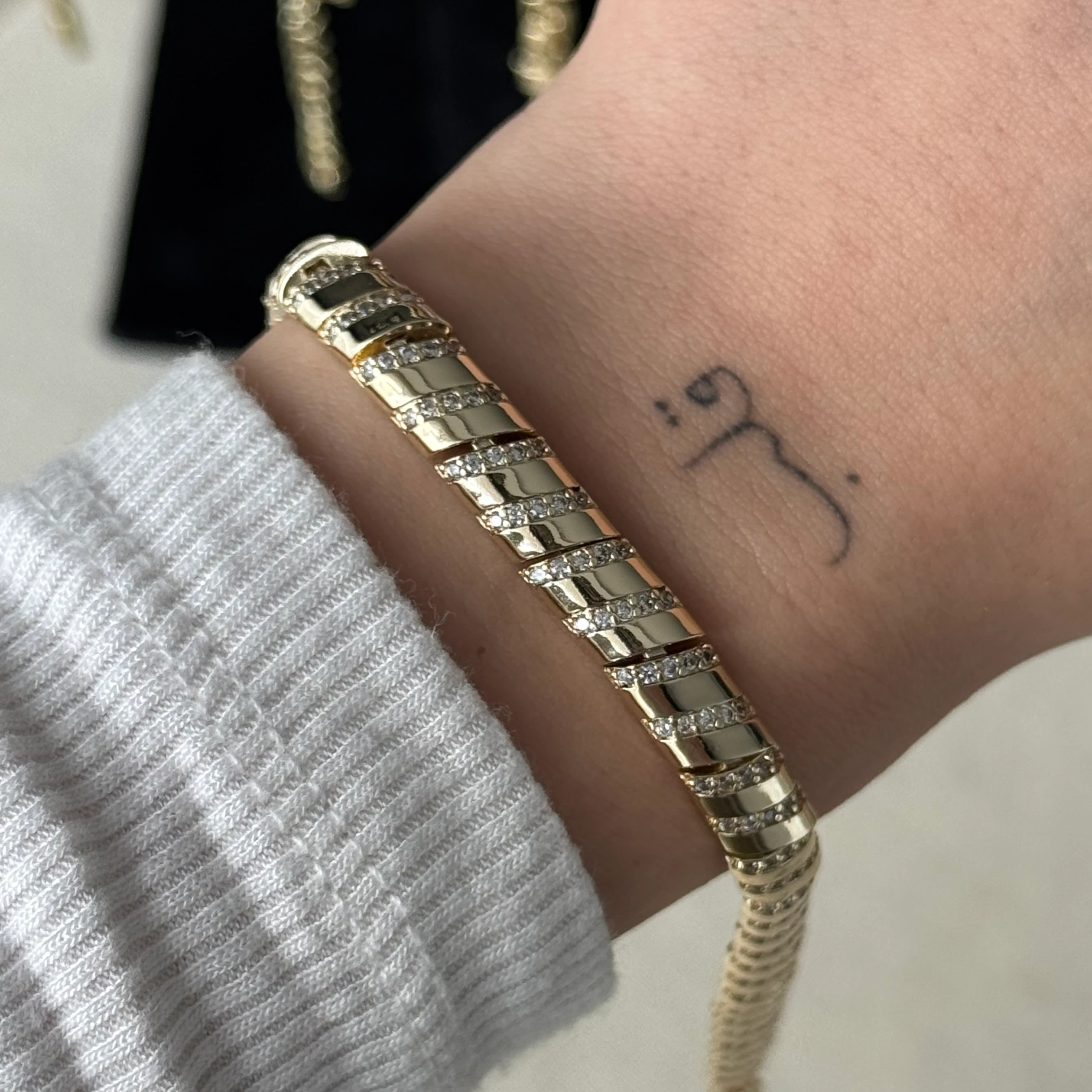 Taşlı Sarmal Bileklik