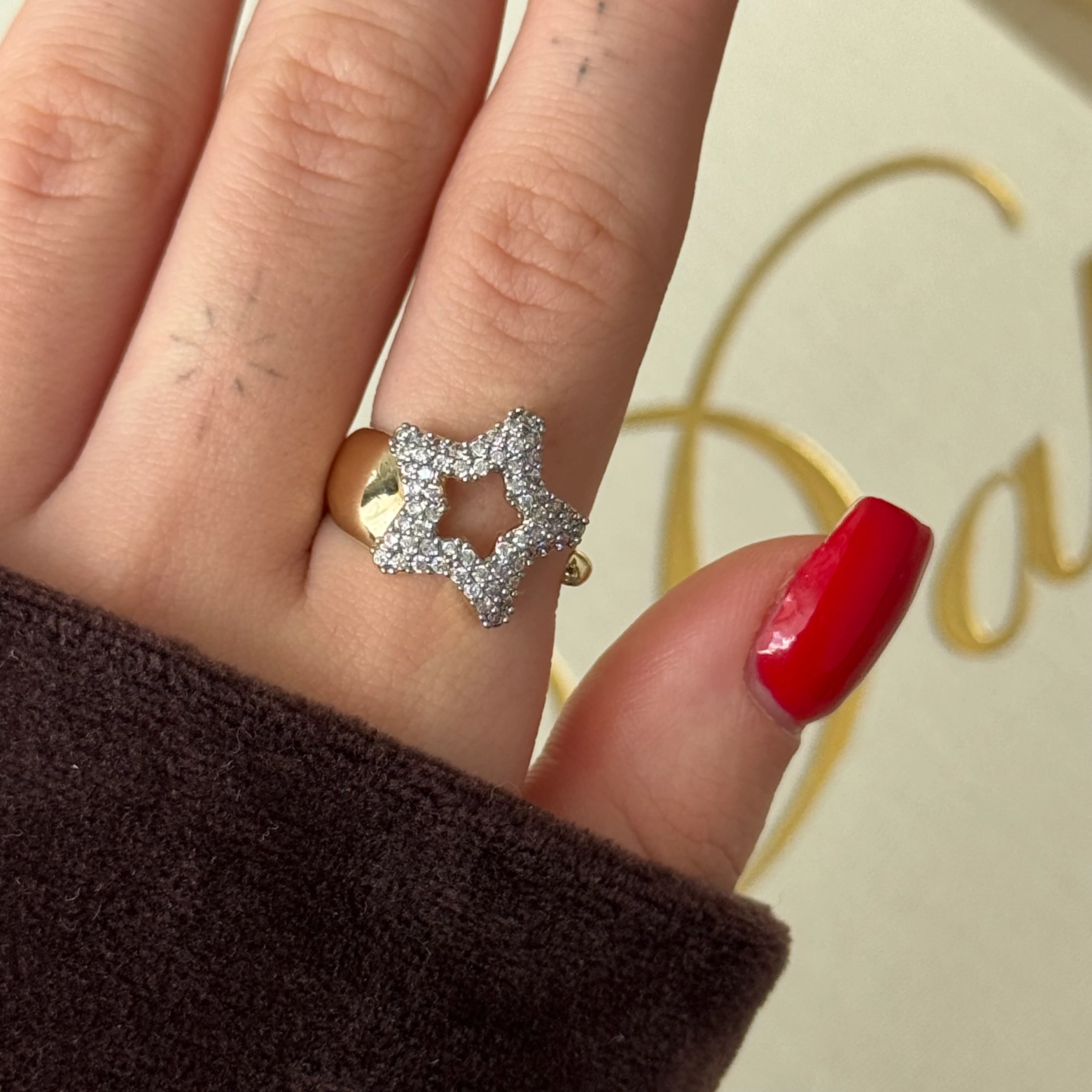 Taşlı Star Yüzük