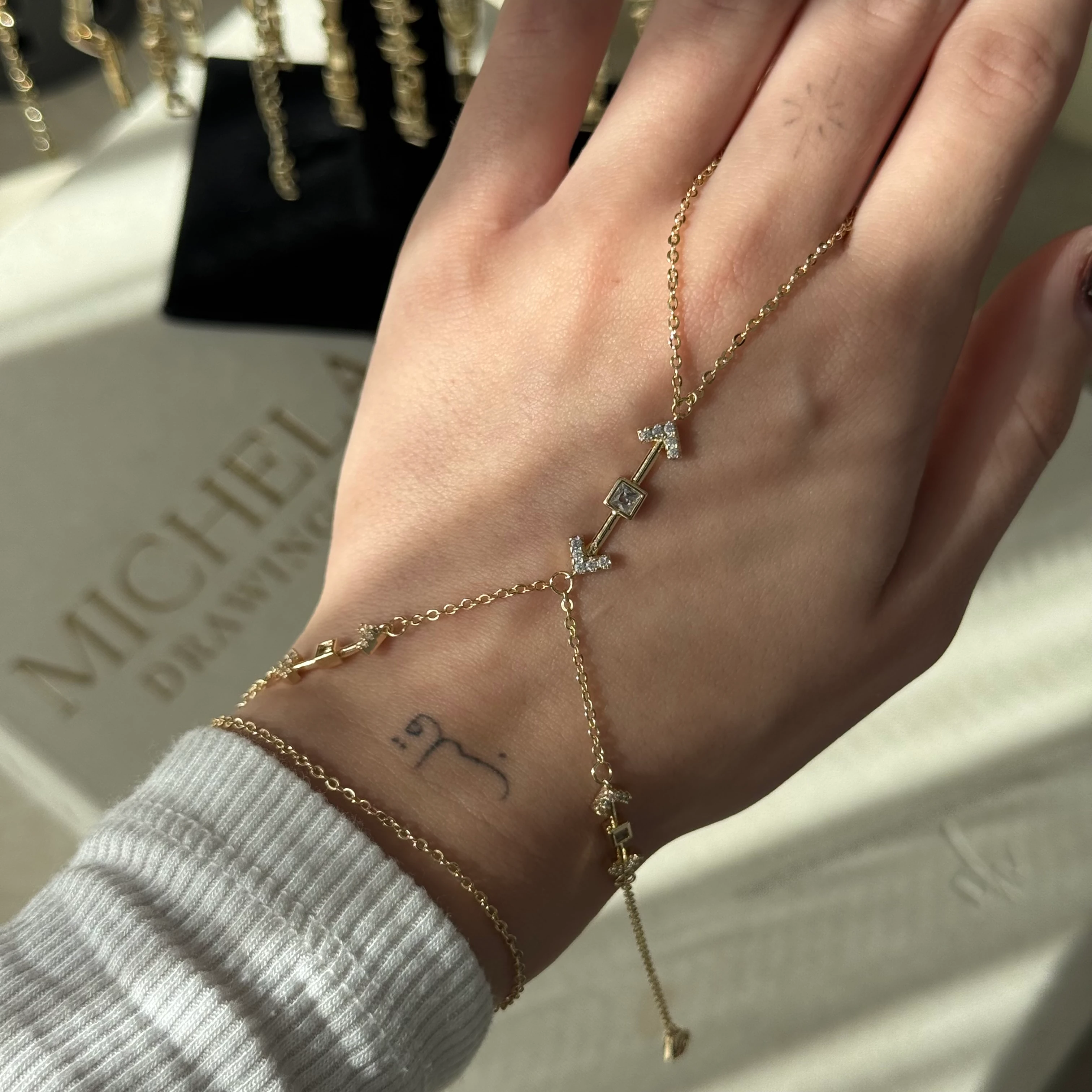 Taşlı Ok Şahmeran