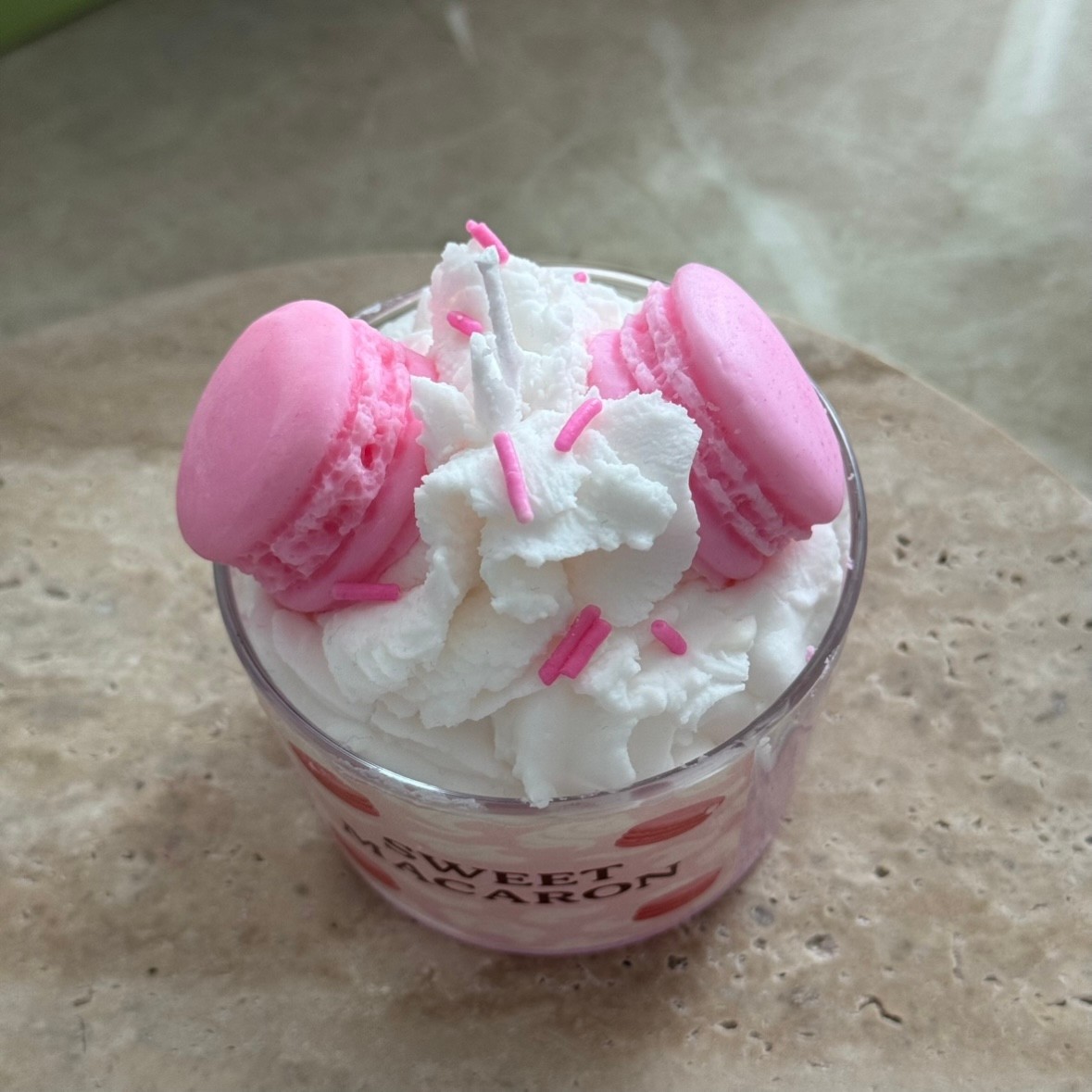 Sweet Macaron Mum