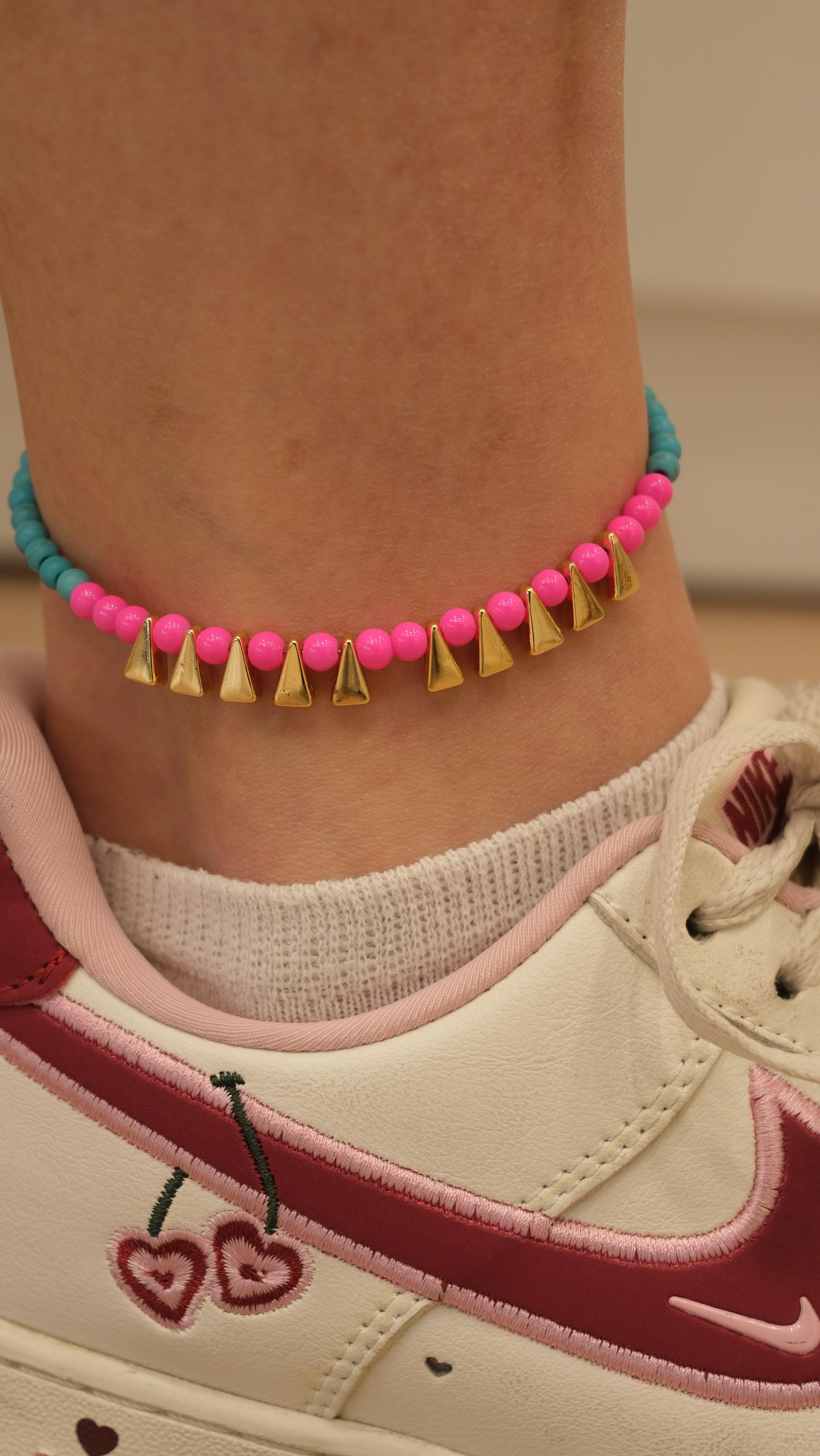 Gold Üçgen Plaka Pembe Mavi Boncuk Halhal