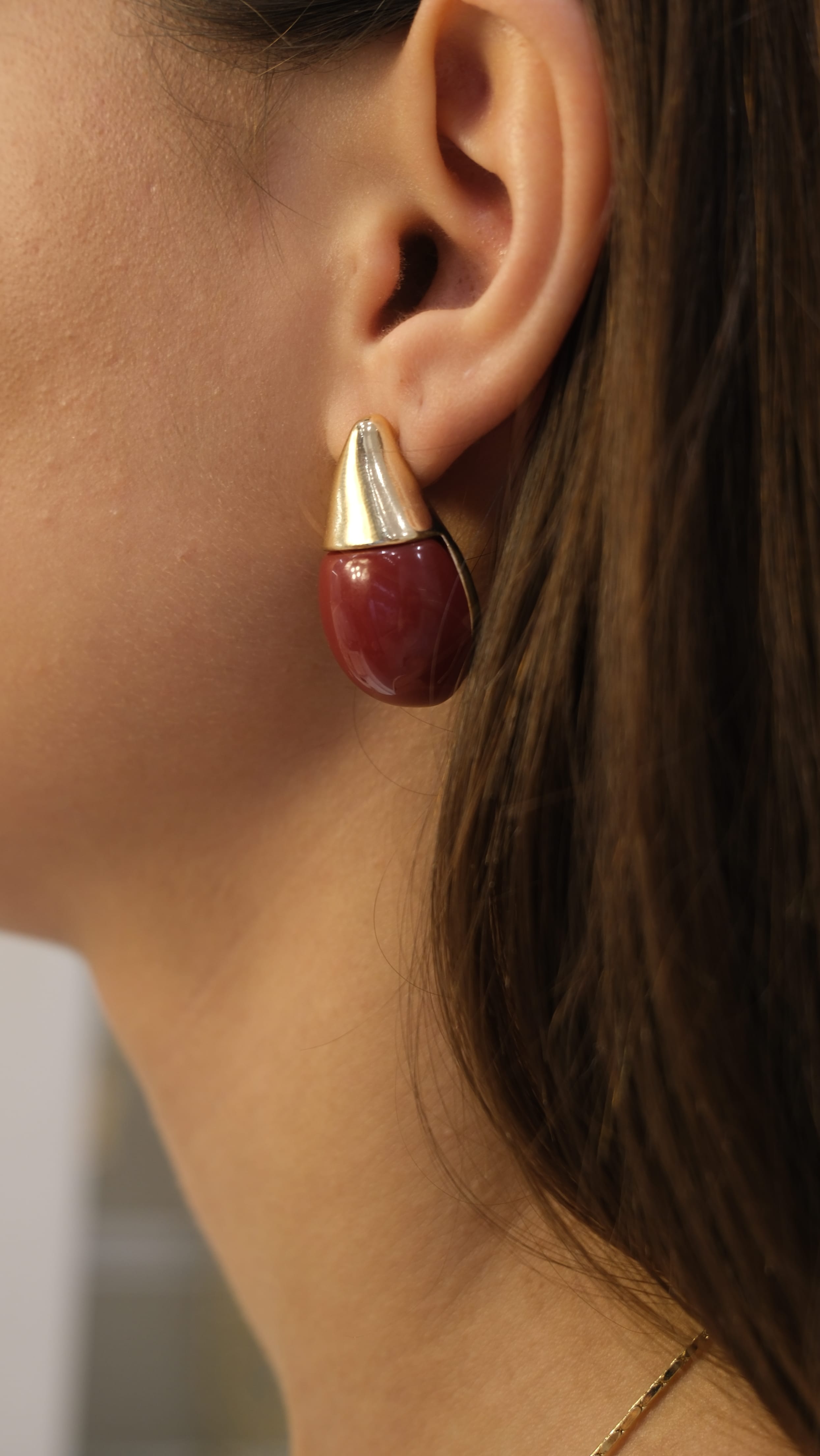 Gold Bordo Damla Figür Küpe