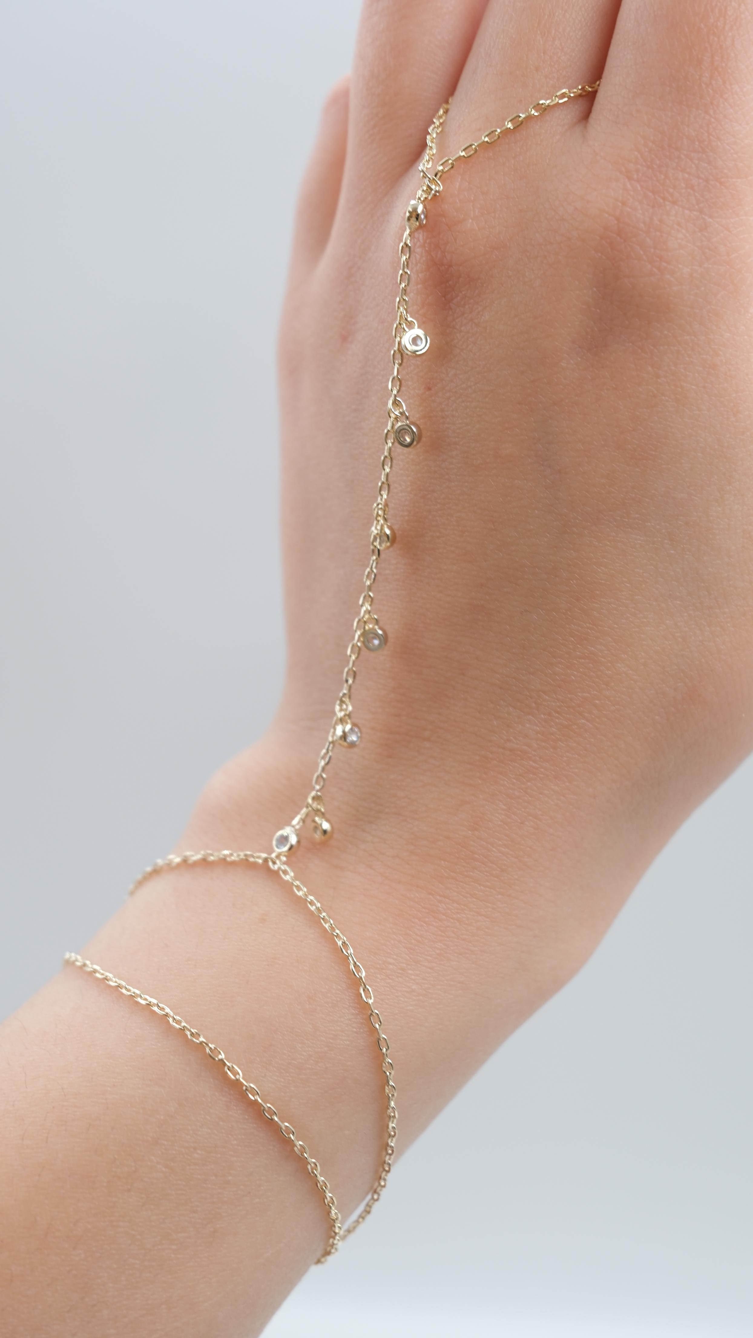 Oval Zirkon Taş Sallantılı Şahmeran - Gold