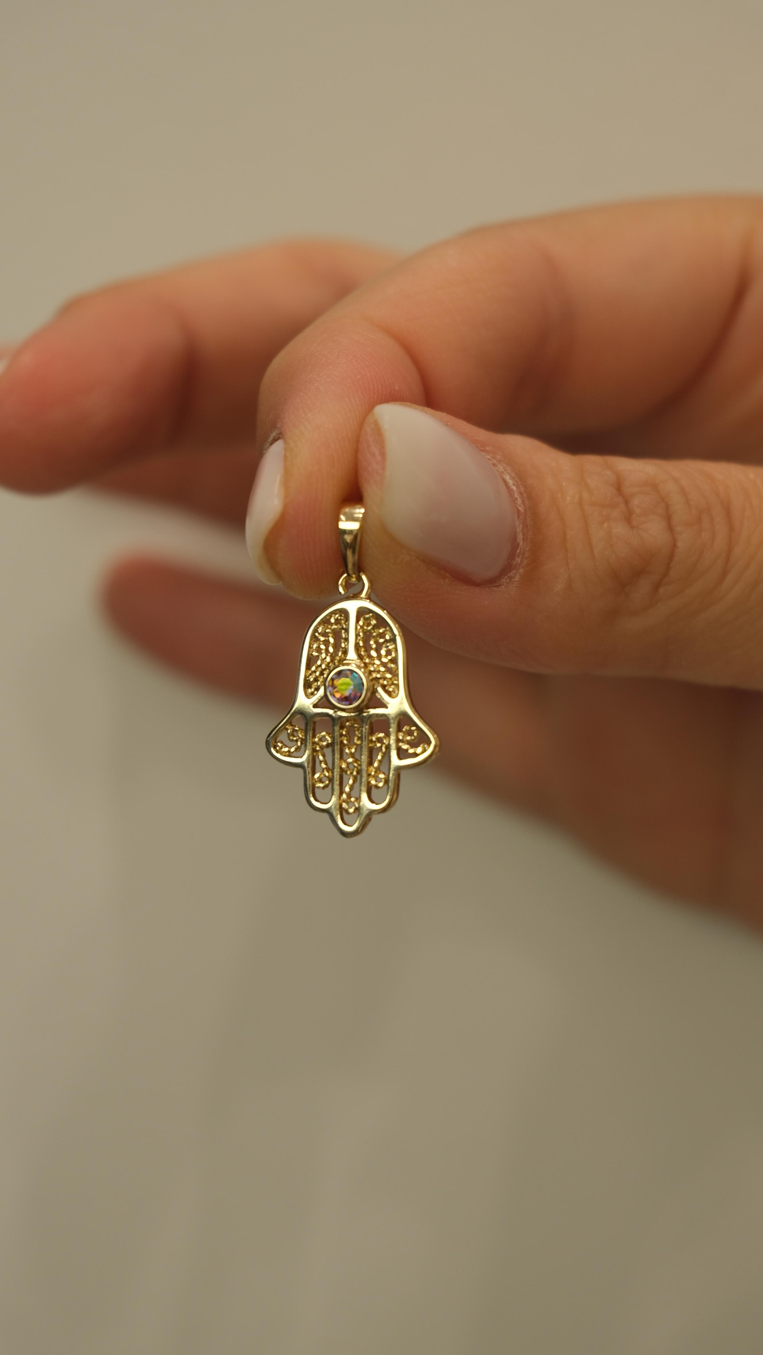 Gold Parlak Taşlı Fatma Ana Eli Kolye Ucu