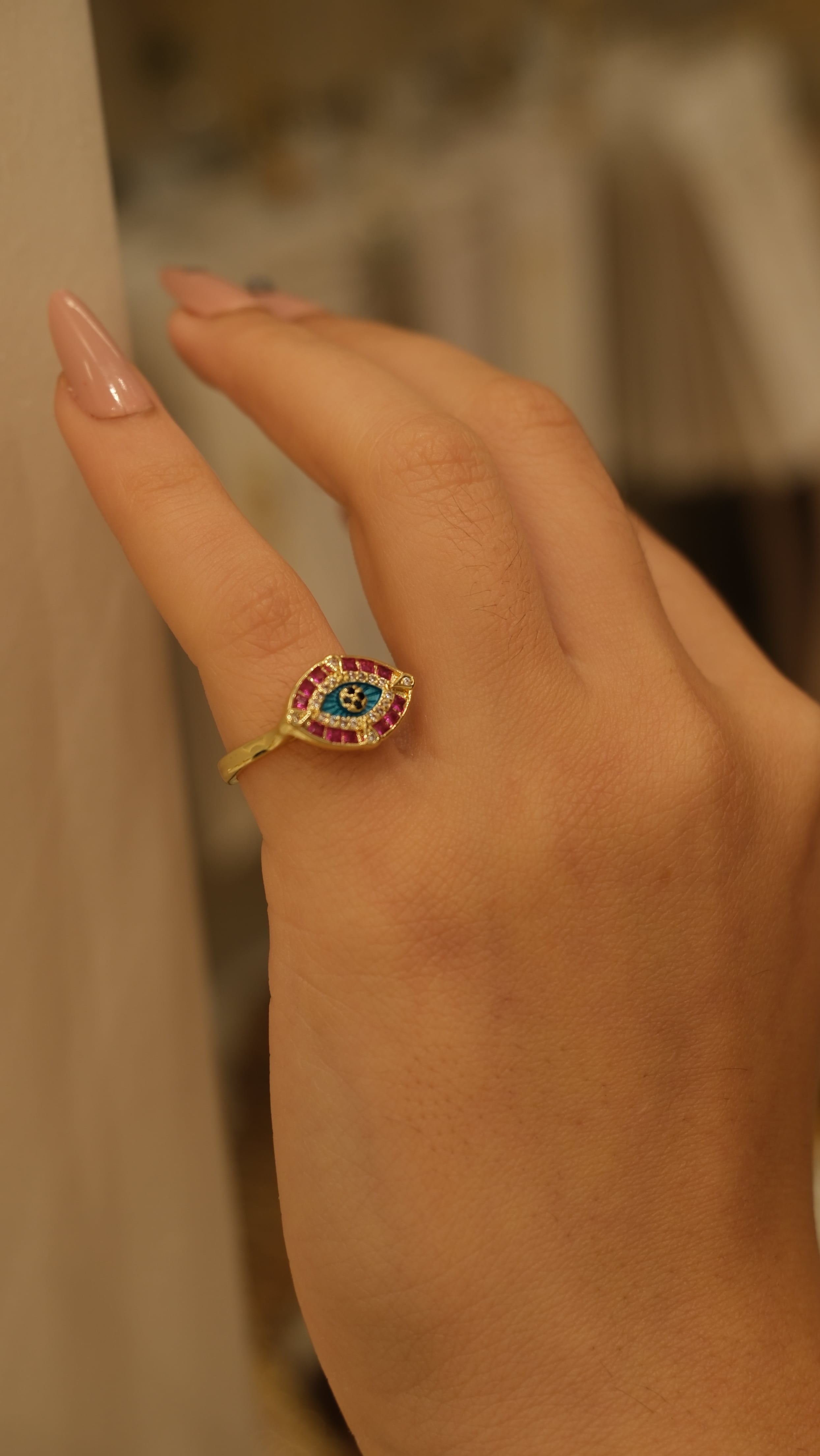 Gold Göz Detaylı Renkli Şövalye Parmak Ayarlanabilir Yüzük