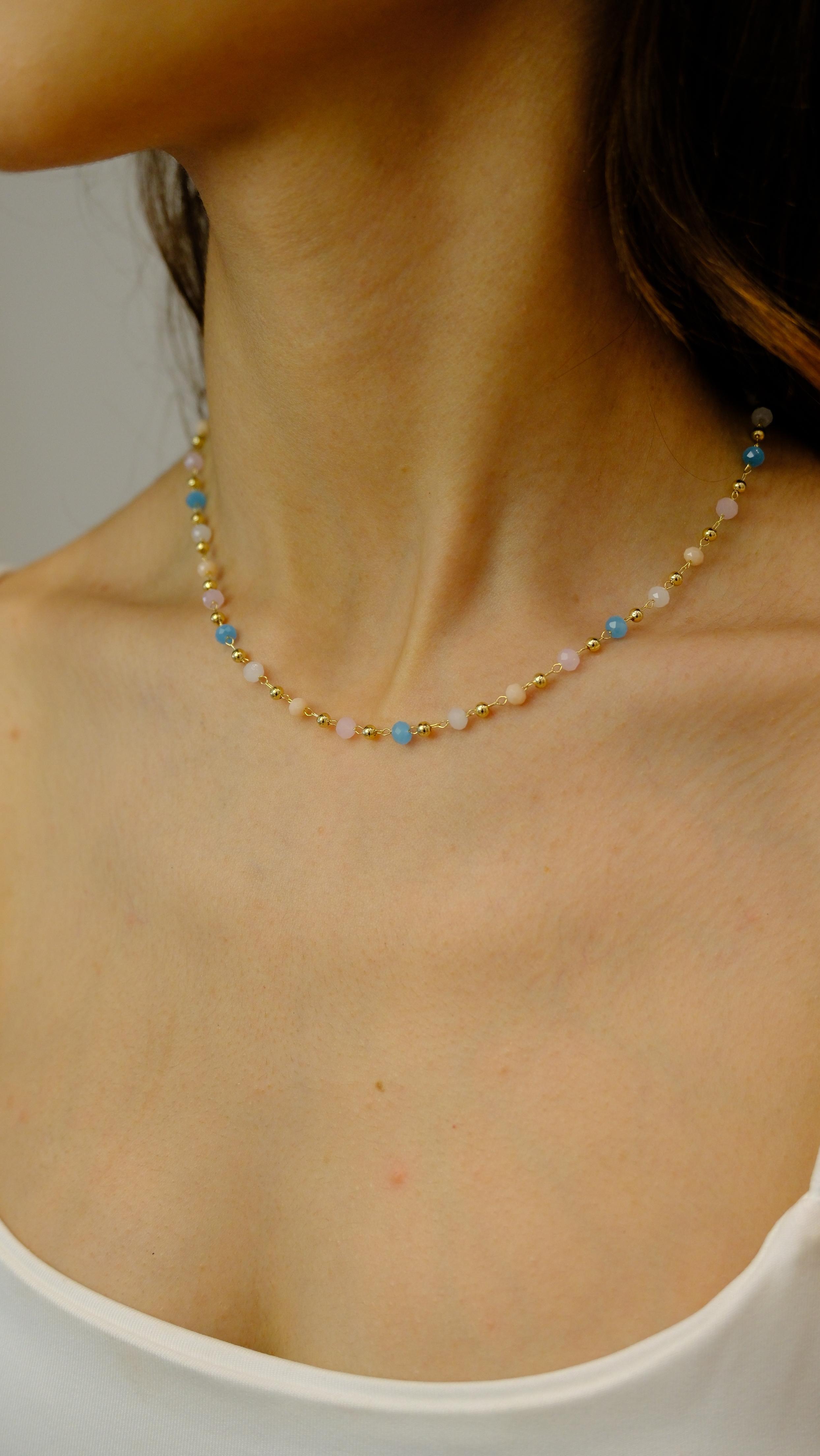 Gold Soft Renkli Kristal Boncuk Kolye