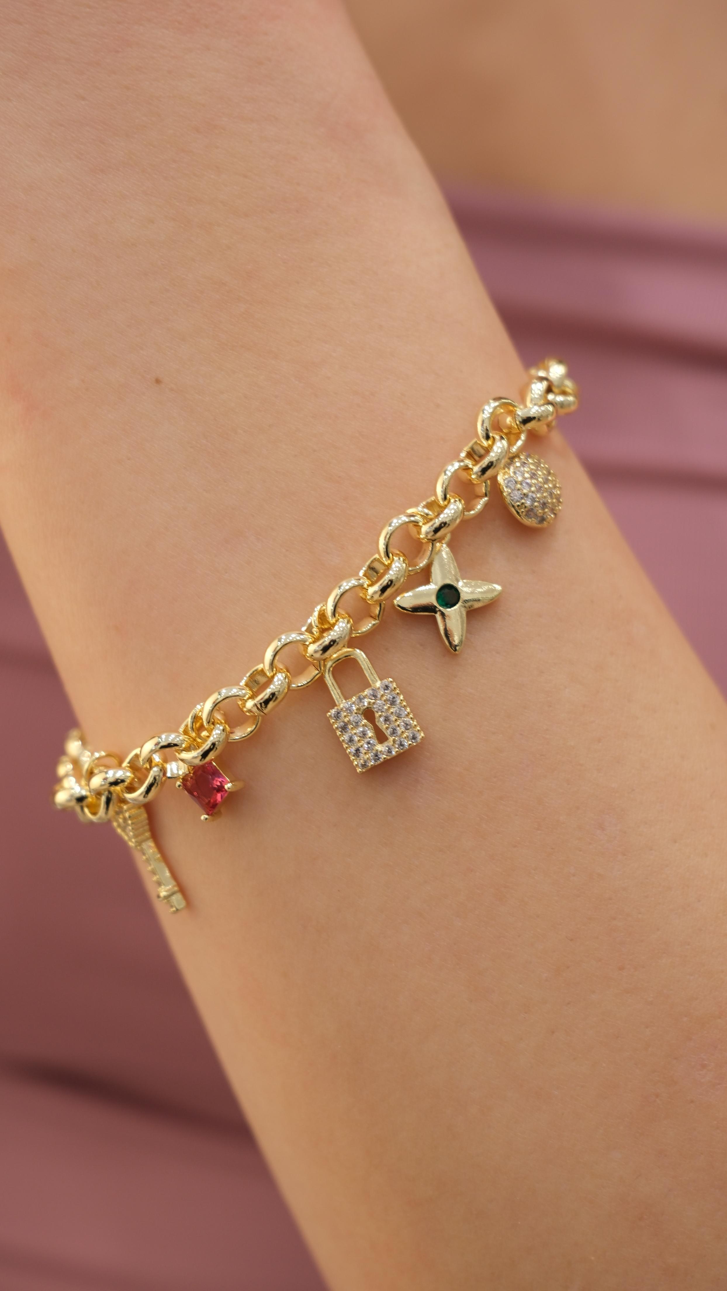 Gold 14k Anahtar ve Kilit Charm Detaylı Bileklik