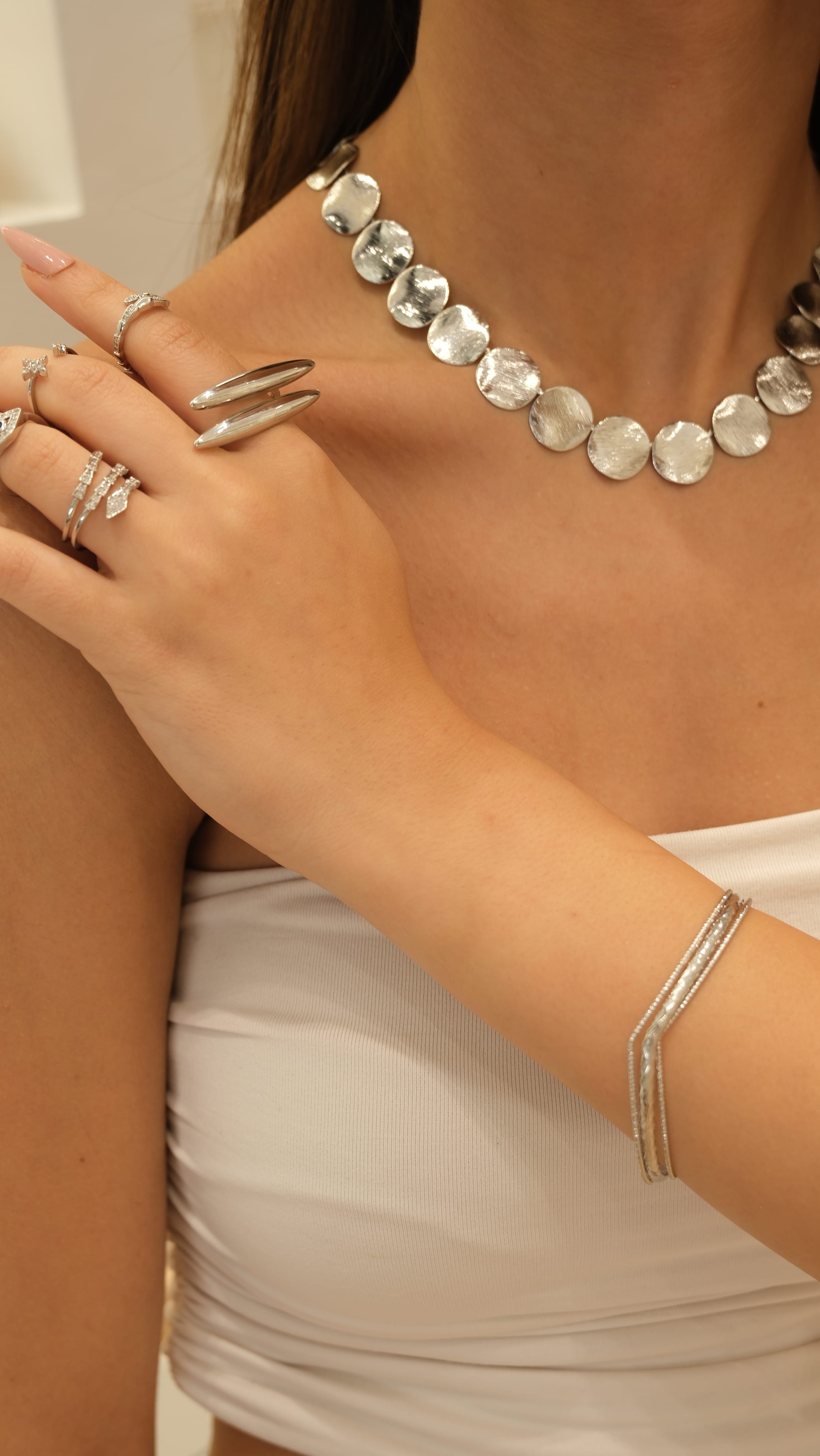 Silver Yuvarlak Model Tırtıklı Plaka Kolye