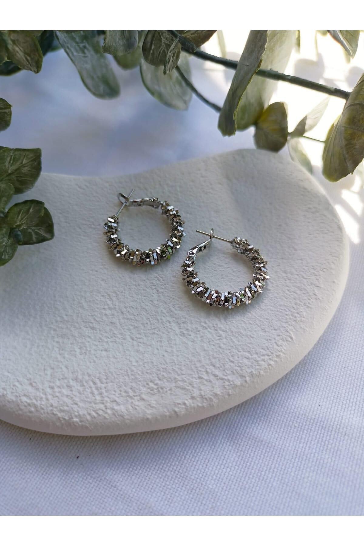 Silver Tırtık Detay Mini Halka Küpe