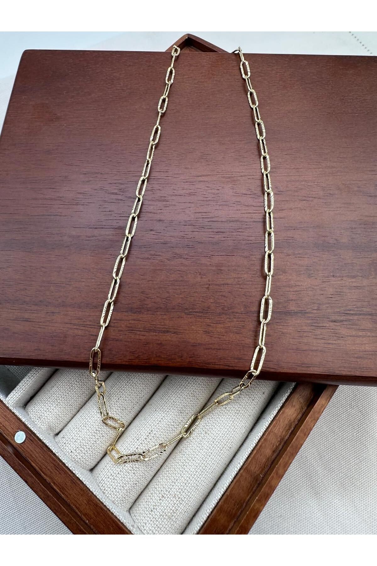 Gold Tırtıklı Ataç Zincir Model Çelik Kolye