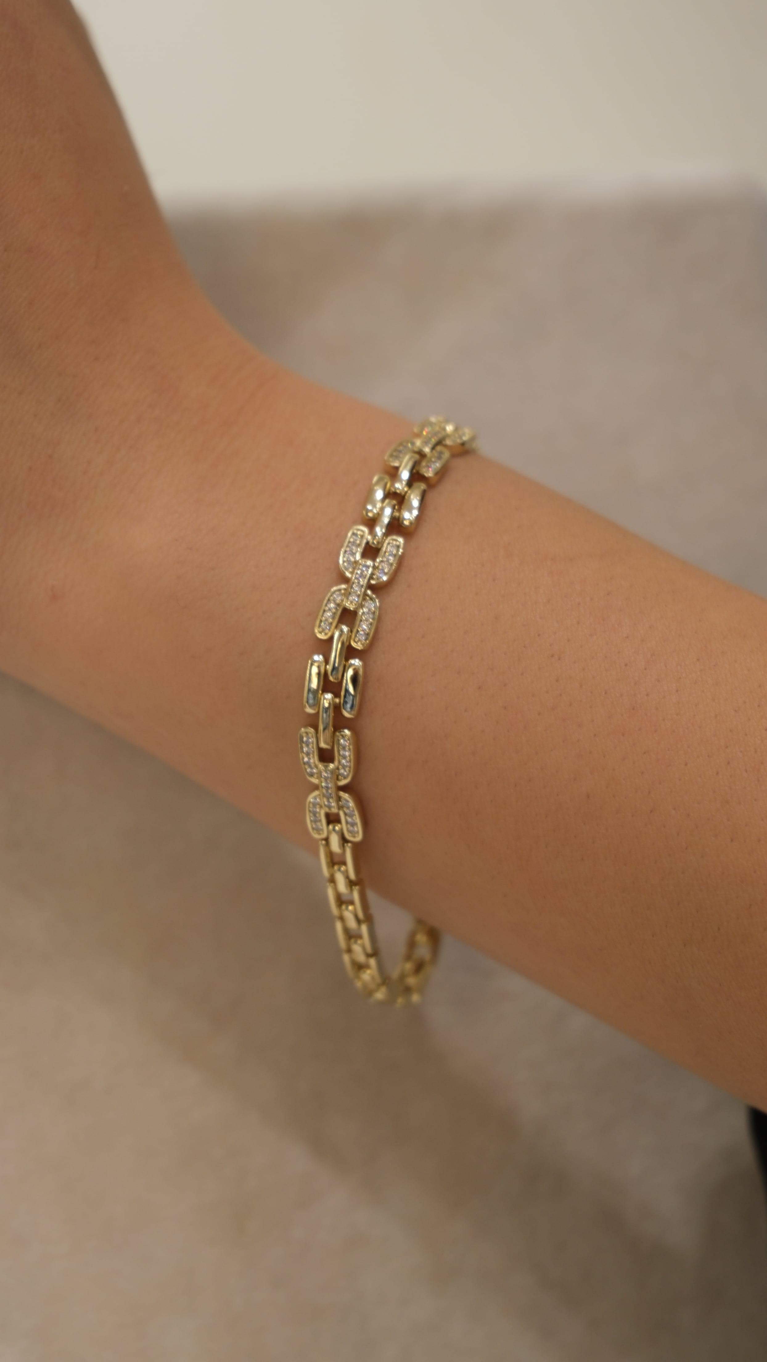 Gold 14K XP Kordon Figür Zirkon Taş Bileklik