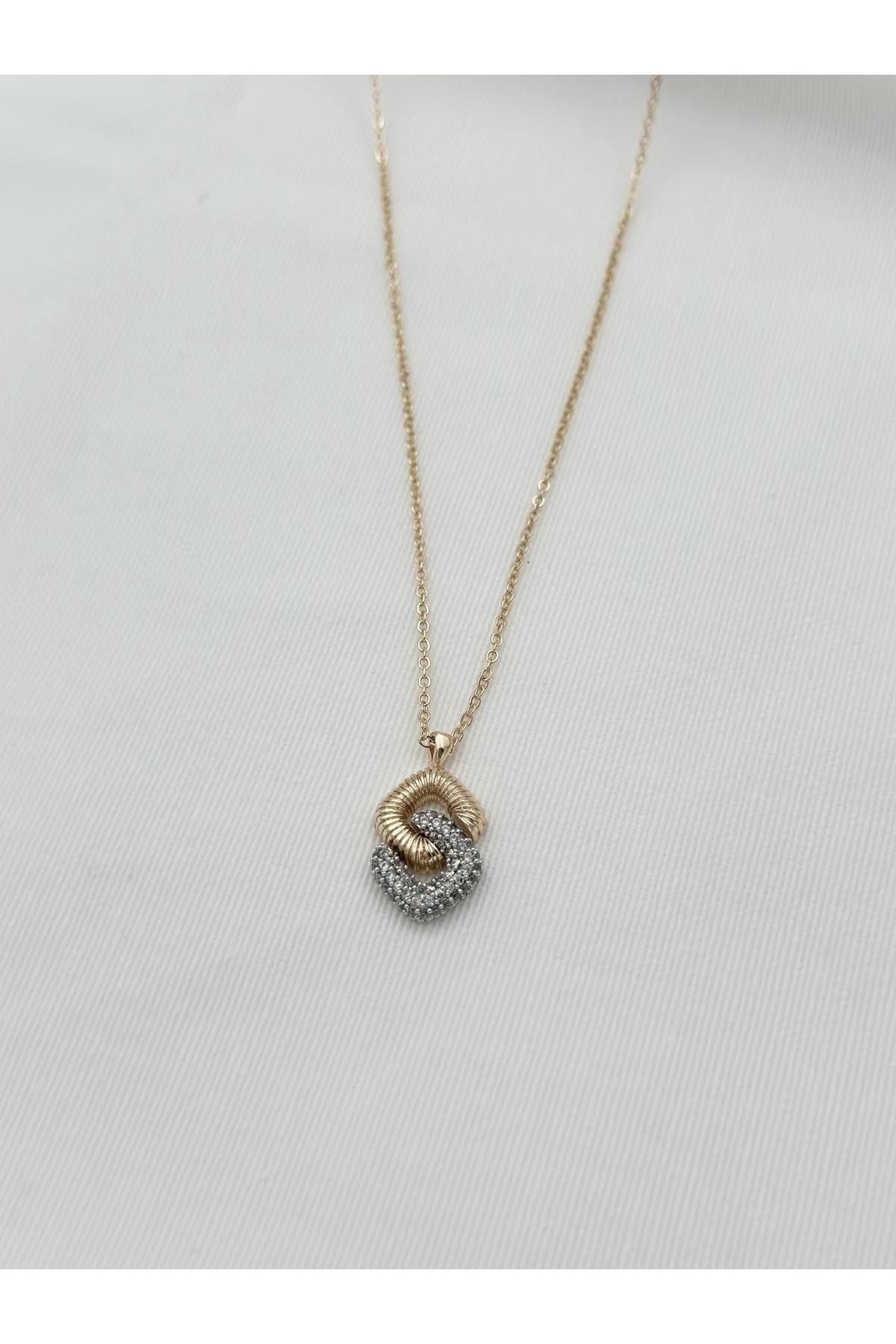 Gold Özel Seri Zirkon Taş İç İçe Geçmeli Kolye