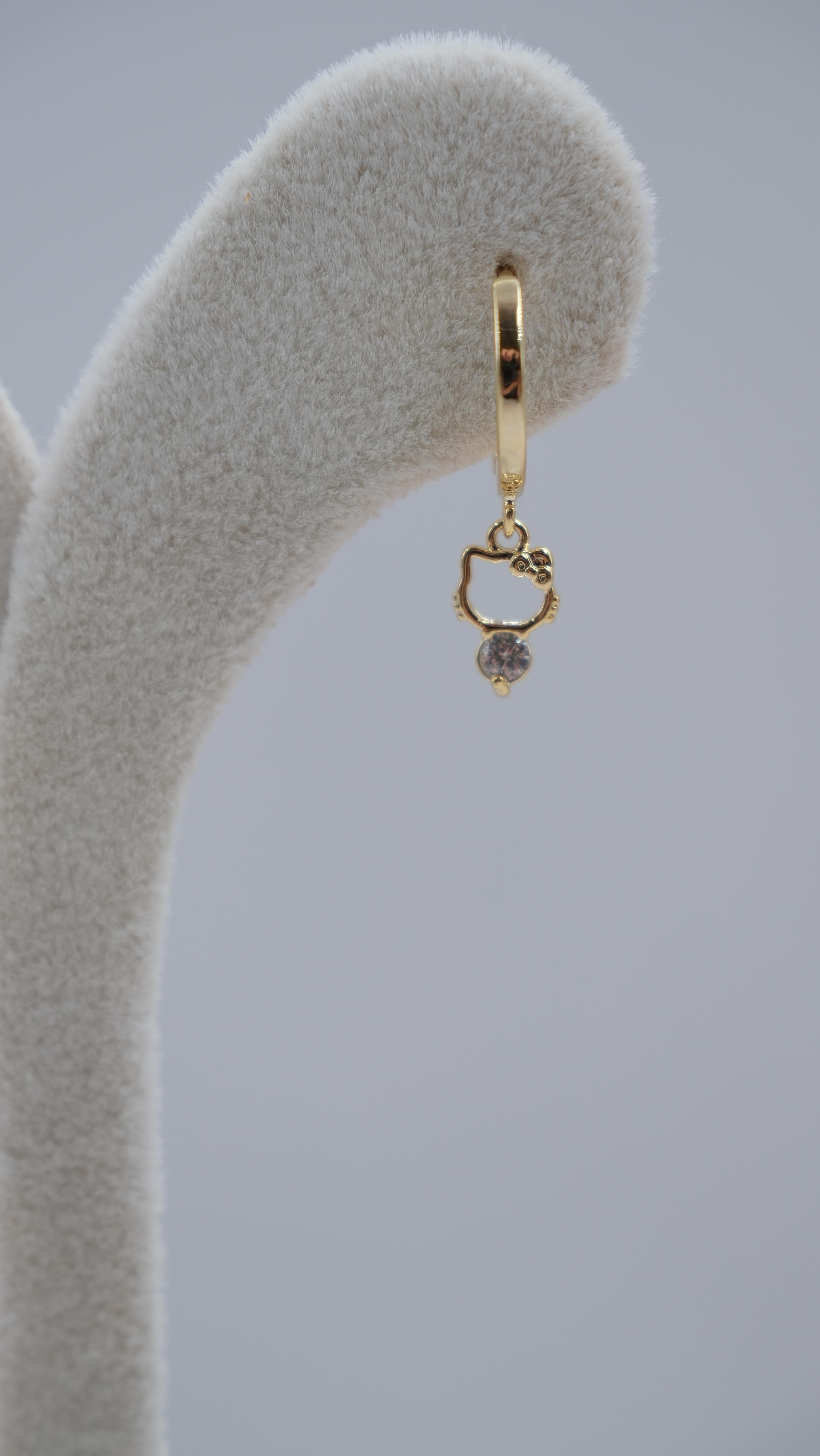 Gold Zirkon Taş Hello Kitty Sallantılı Çocuk Küpe