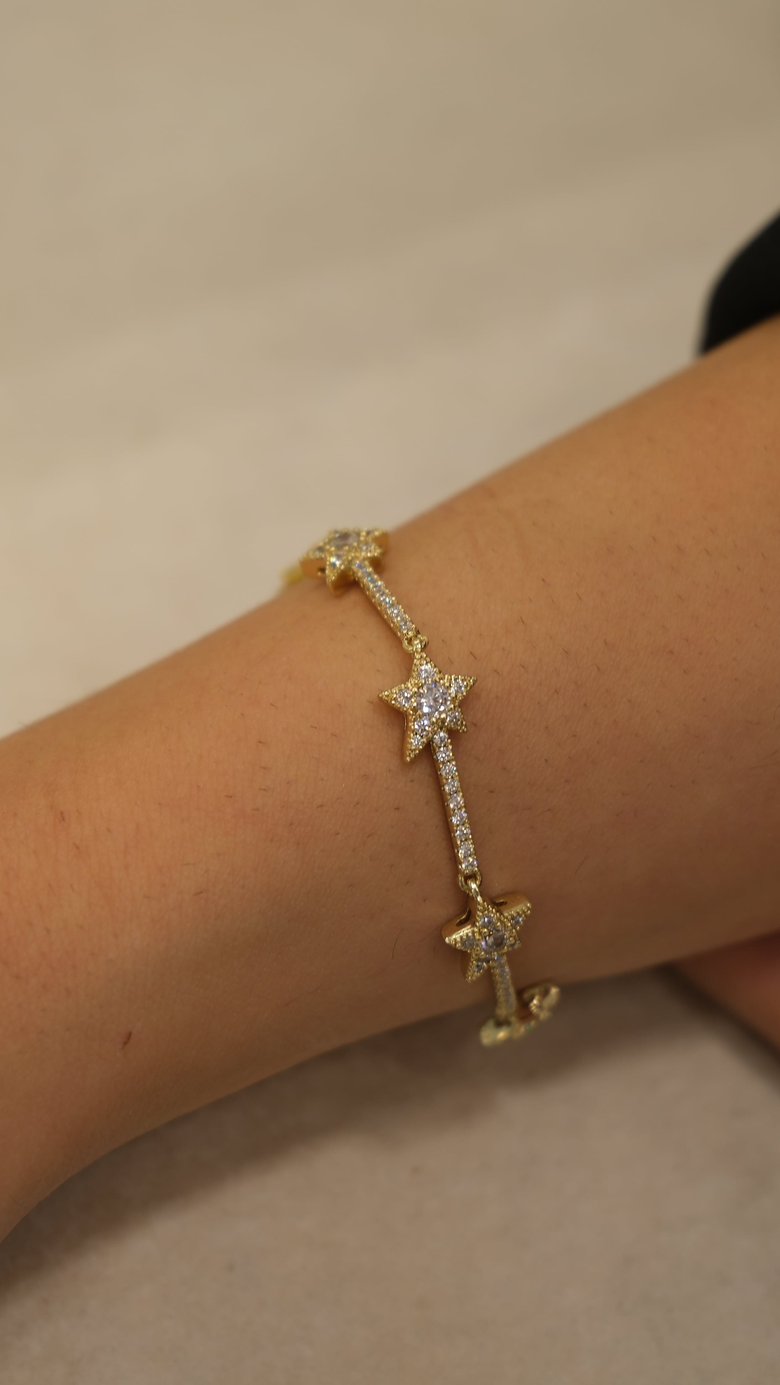 Full Zirkon Taş Yıldız Figür Bileklik